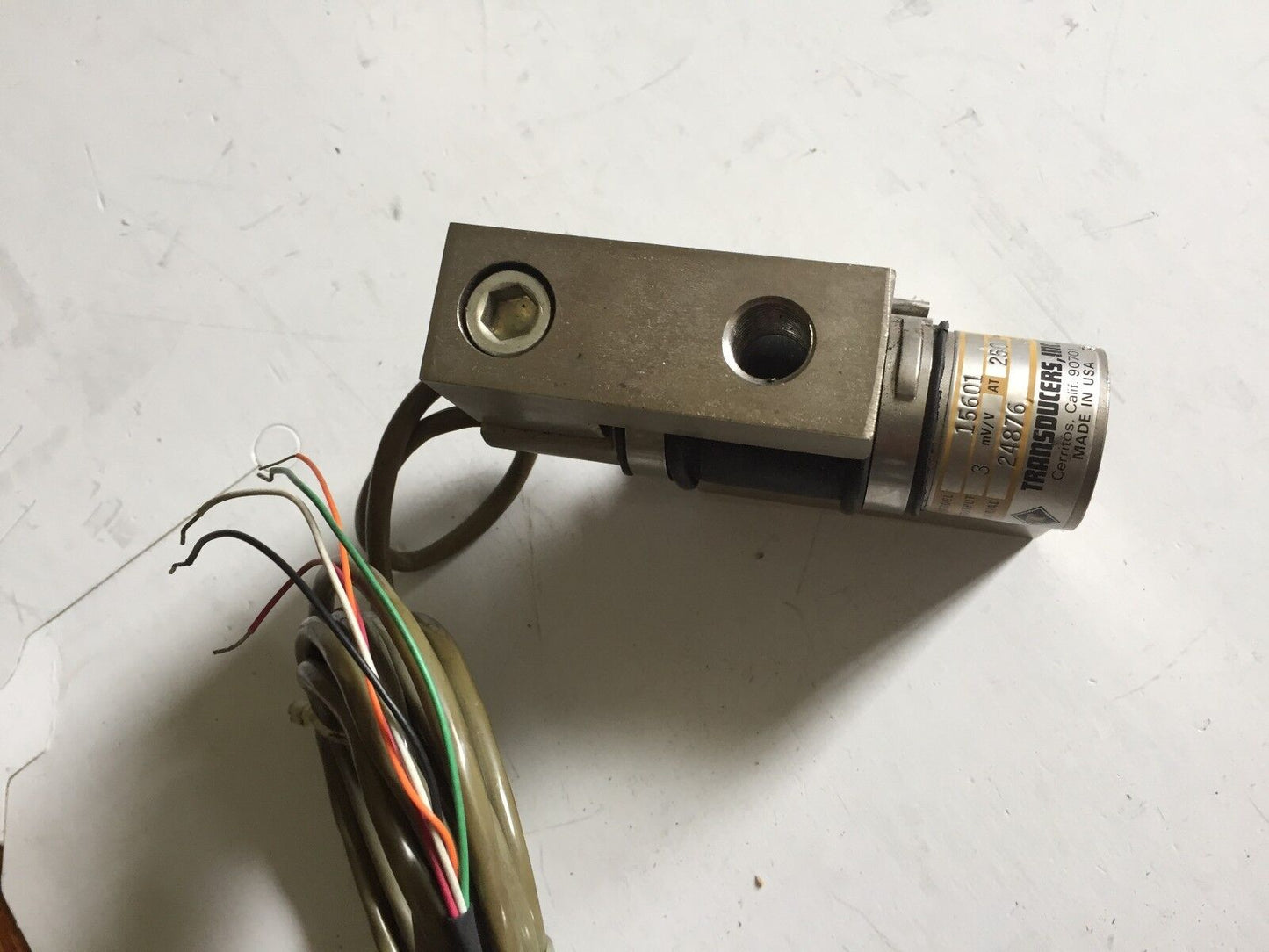 Transducers 15601  Load Cell 250Lb 3Mv/V ,Bo