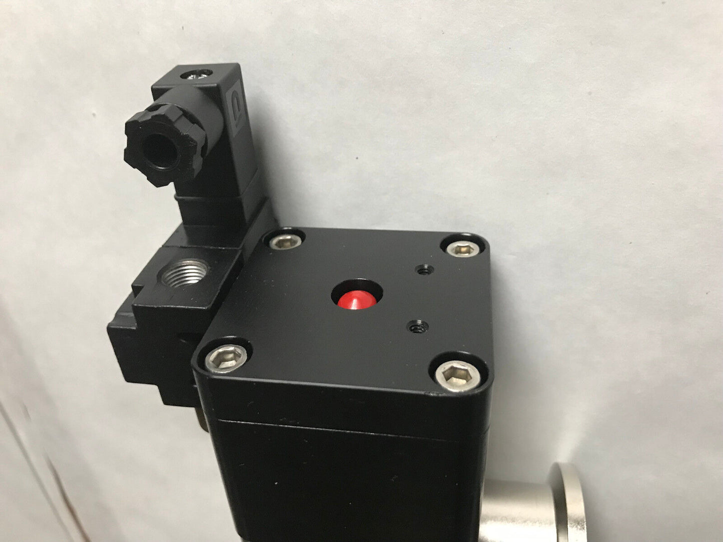 Varian L6281-632,L6281-632 90 Degree Block Valve Mac 35A-Aaa-Ddaj-1Ka 24Vdc,Ac