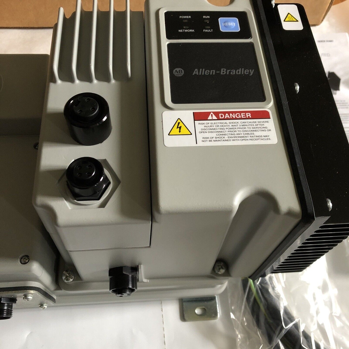 New Allen Bradley 284E-Fvd2p3z-10-Rrn-Db1-Sbw,280E-10-R Variable Drive,Br