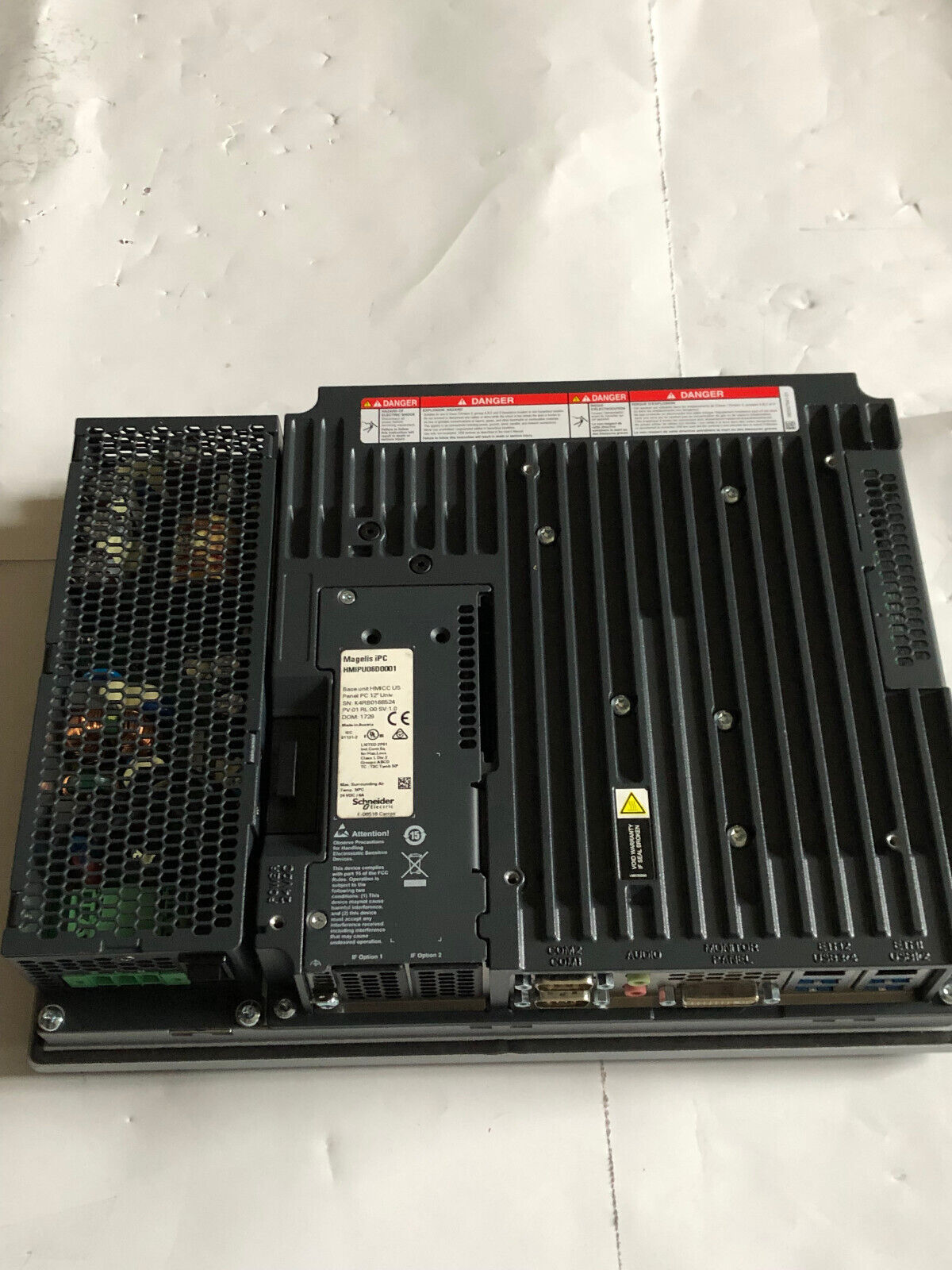 New Schneider Electric Hmipccp160da23p00n00 Magelis Panel Pc,Hmipu06d0001,Al