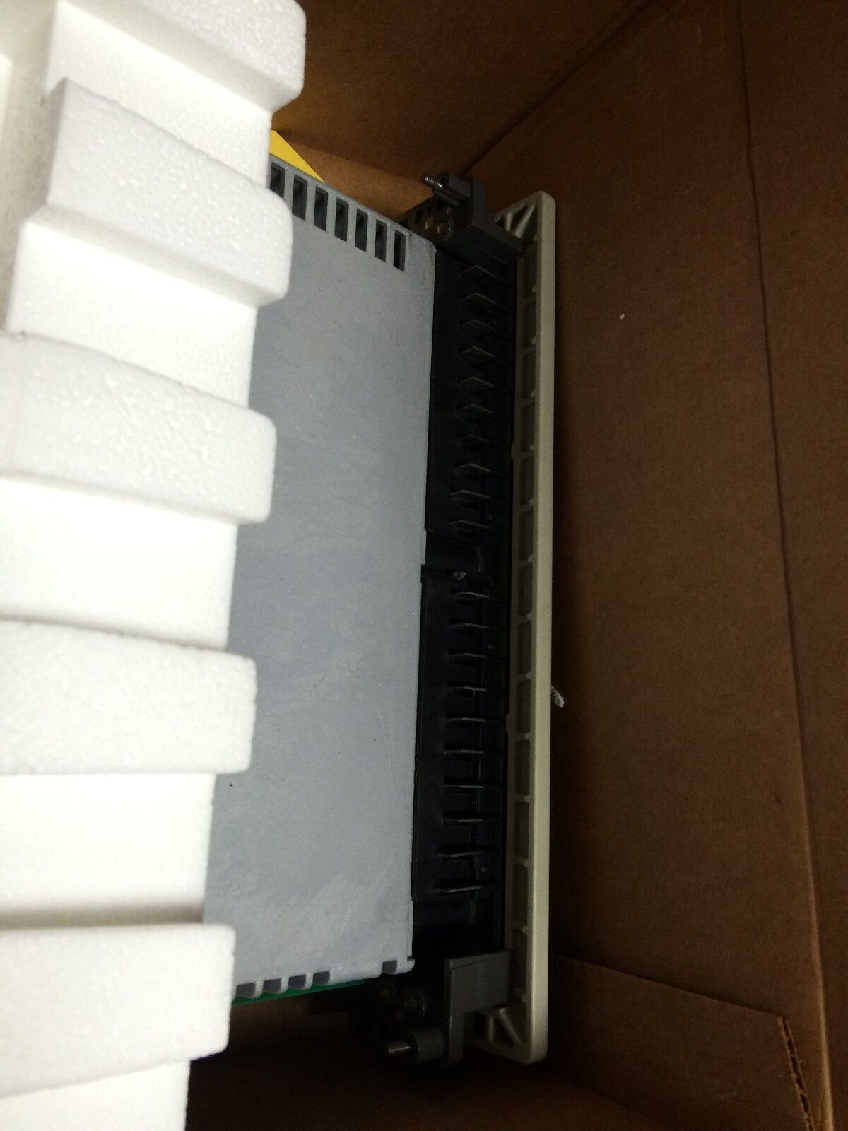 New Schneider 16Point True High 24Vdc B824,Aeg As-B824-100 Rev A,As-B824-016,By