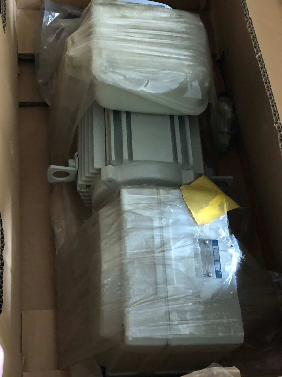 New Sumitomo Rnfm05-43L-Av-B-50 Ac Gear Motor,Induction Motor Tc-Fv/Fb-1B,1/2,Db