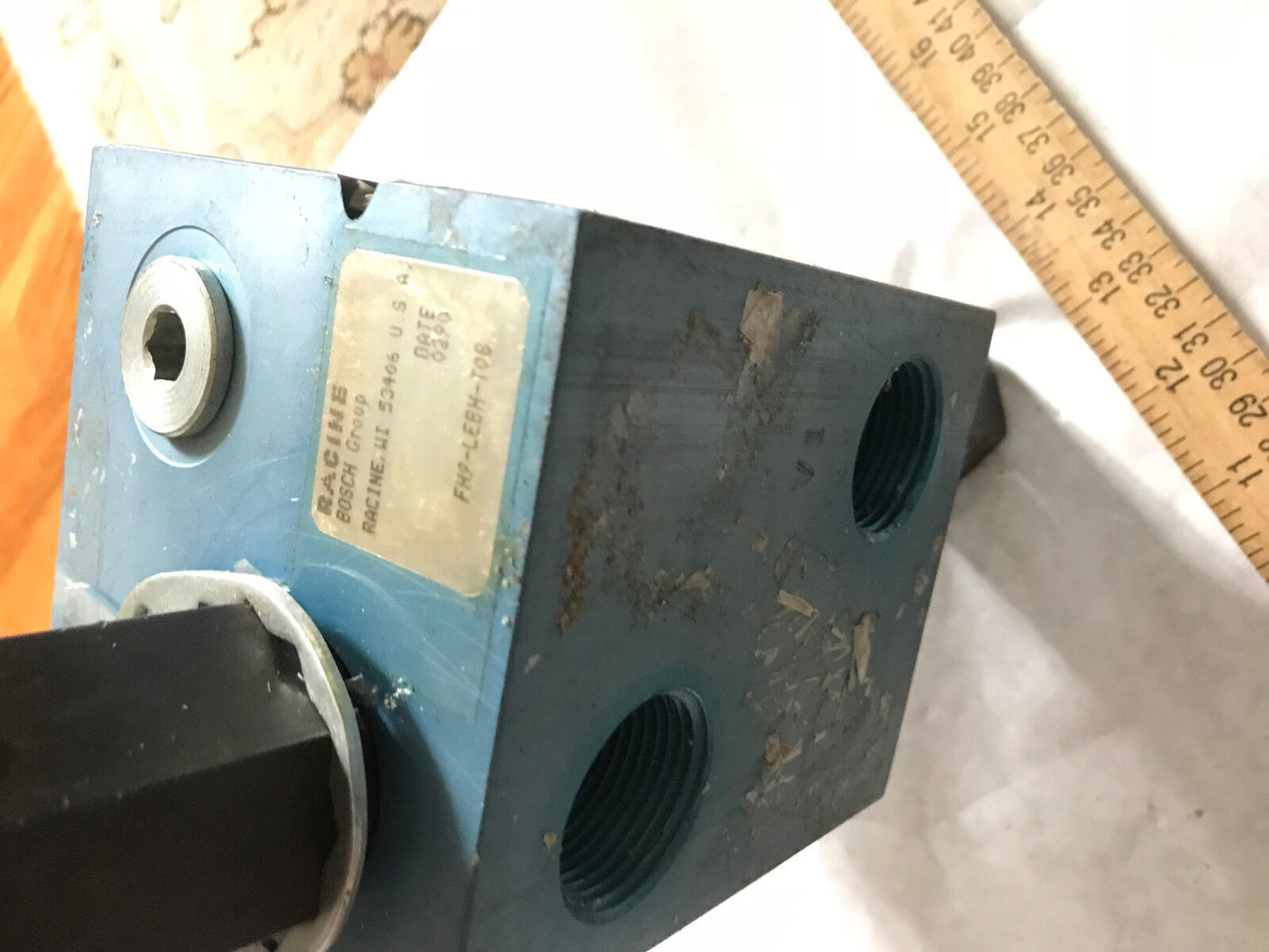 Racine Fh9-Lebh-T08,Racine Bosch Valve Block Fh9-Lebh-T08 1"Npt 4 Ports,Eo