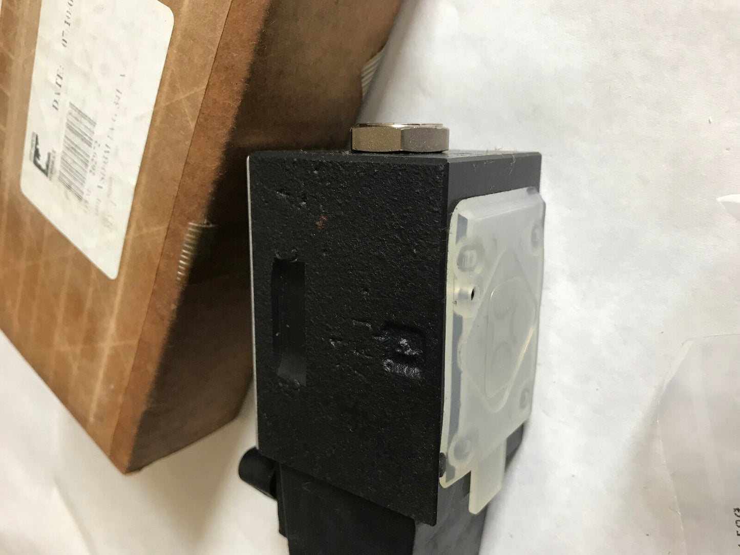 Continental 262972,Vsd03m-1A-G-34L Directional Control Valve Vsdo3m-1A-G-34L,Sa