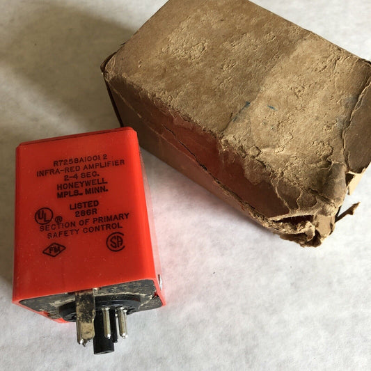 New Honeywell R7258a1001 Plug-In Infra-Red Amplifier Flame Safeguard Amp,Eb