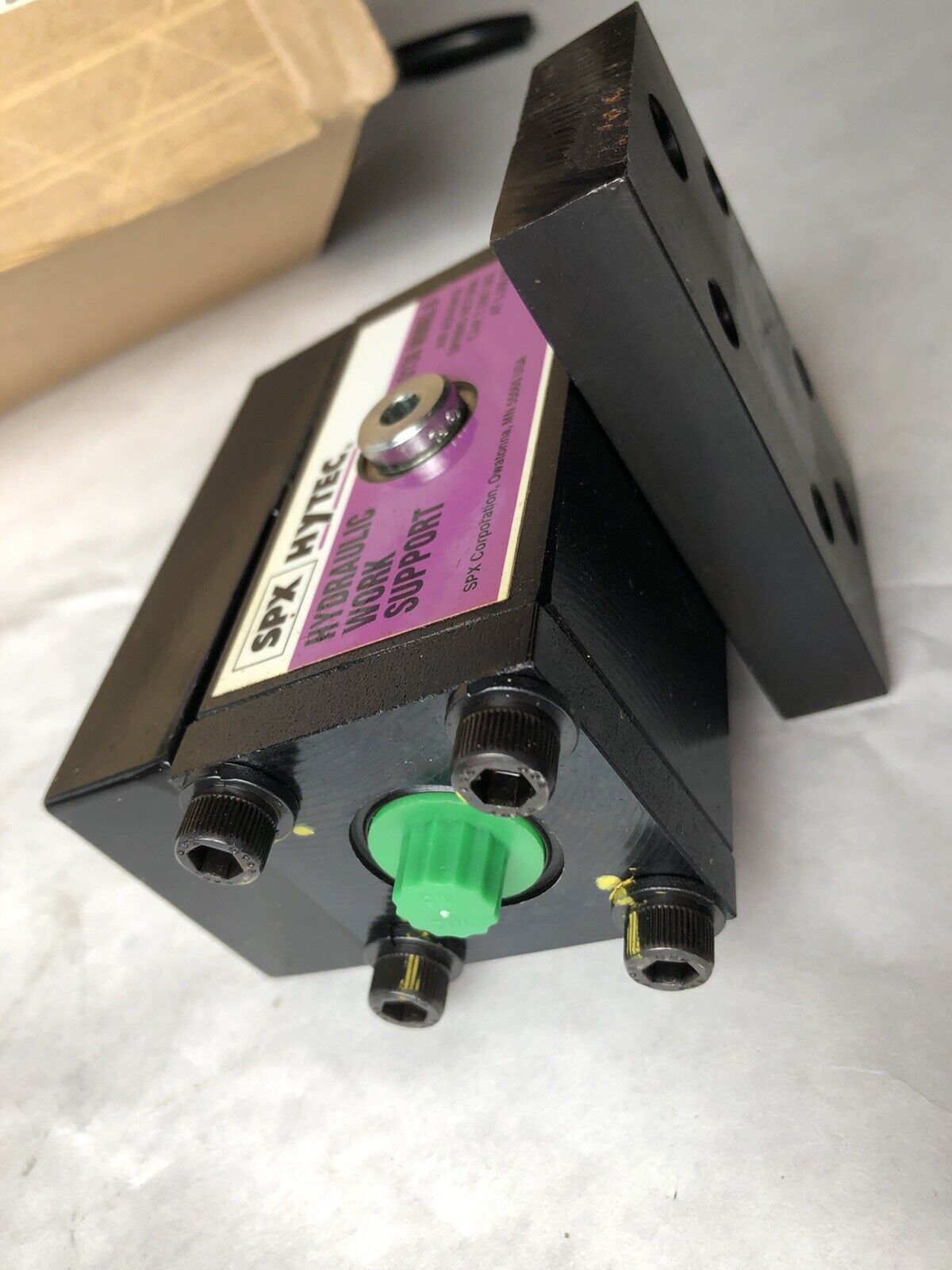 New Spx Hytec 110136 Model B Work Support Block,Air,7500Lb Capacity,Ta