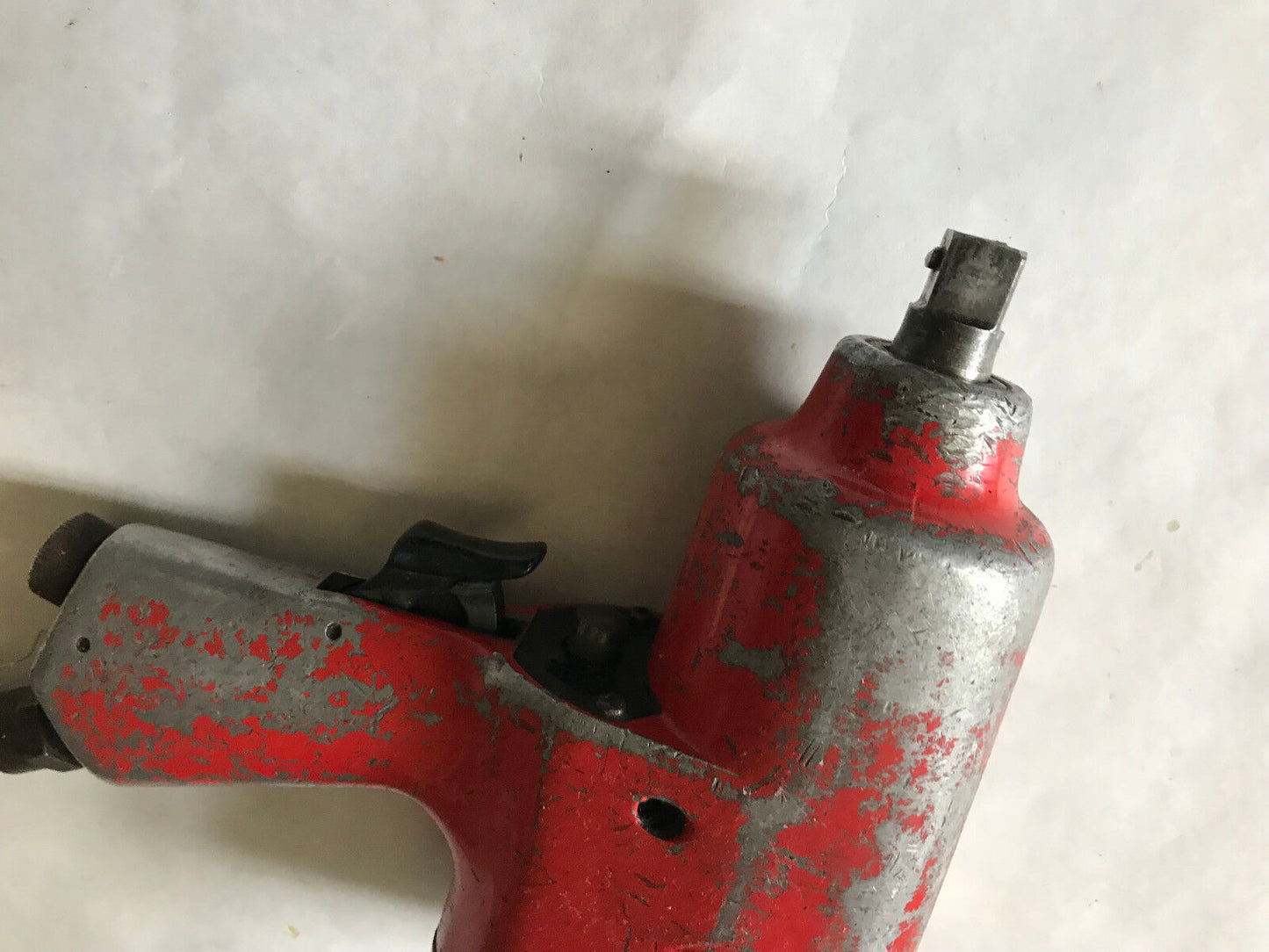 Universal Air Tool 8120 Pneumatic 1/2" Impact Wrench Reversible 3/8",Tu,H120,Sa