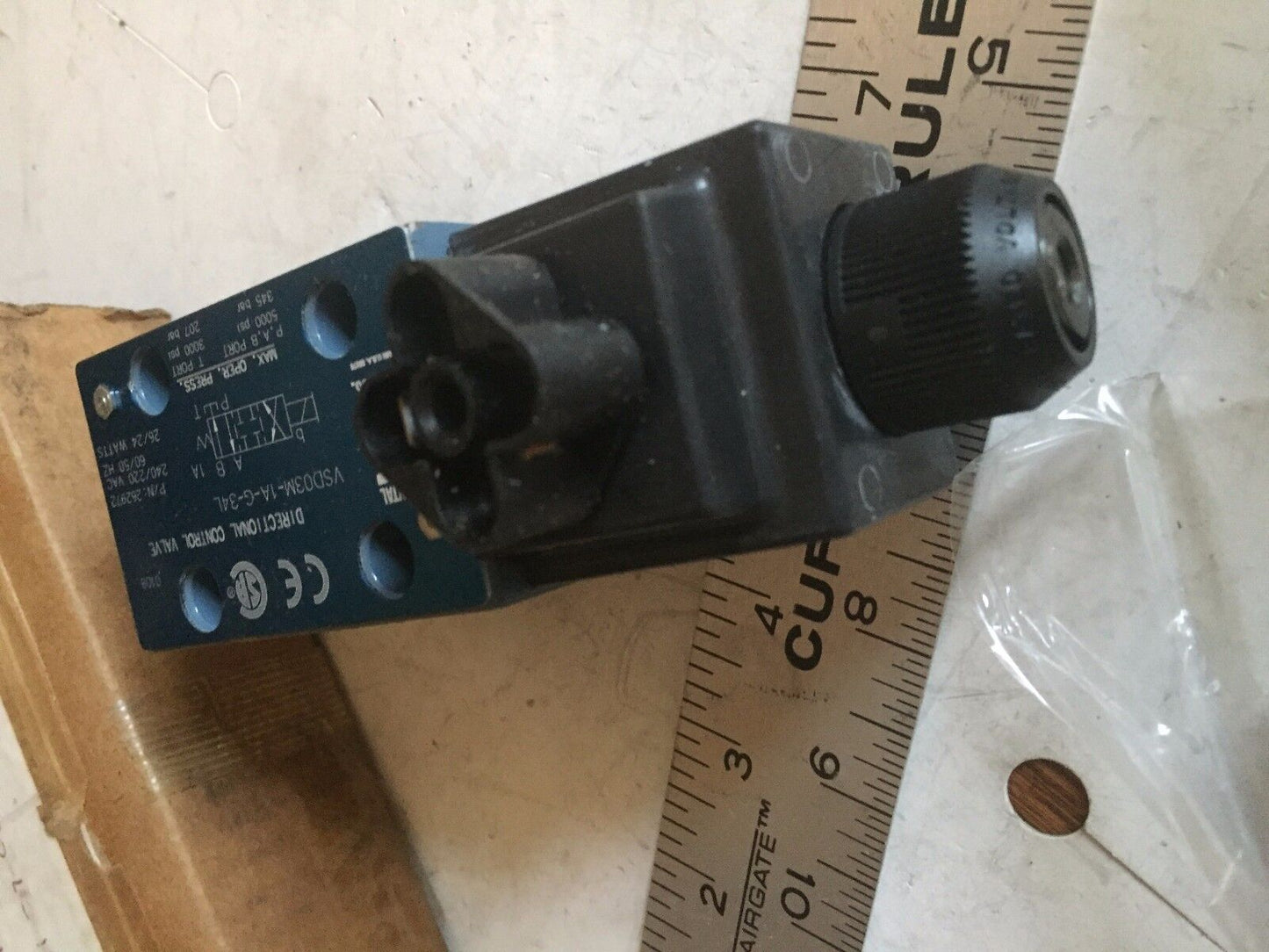 Continental 262972,Vsd03m-1A-G-34L Directional Control Valve Vsdo3m-1A-G-34L,Sa