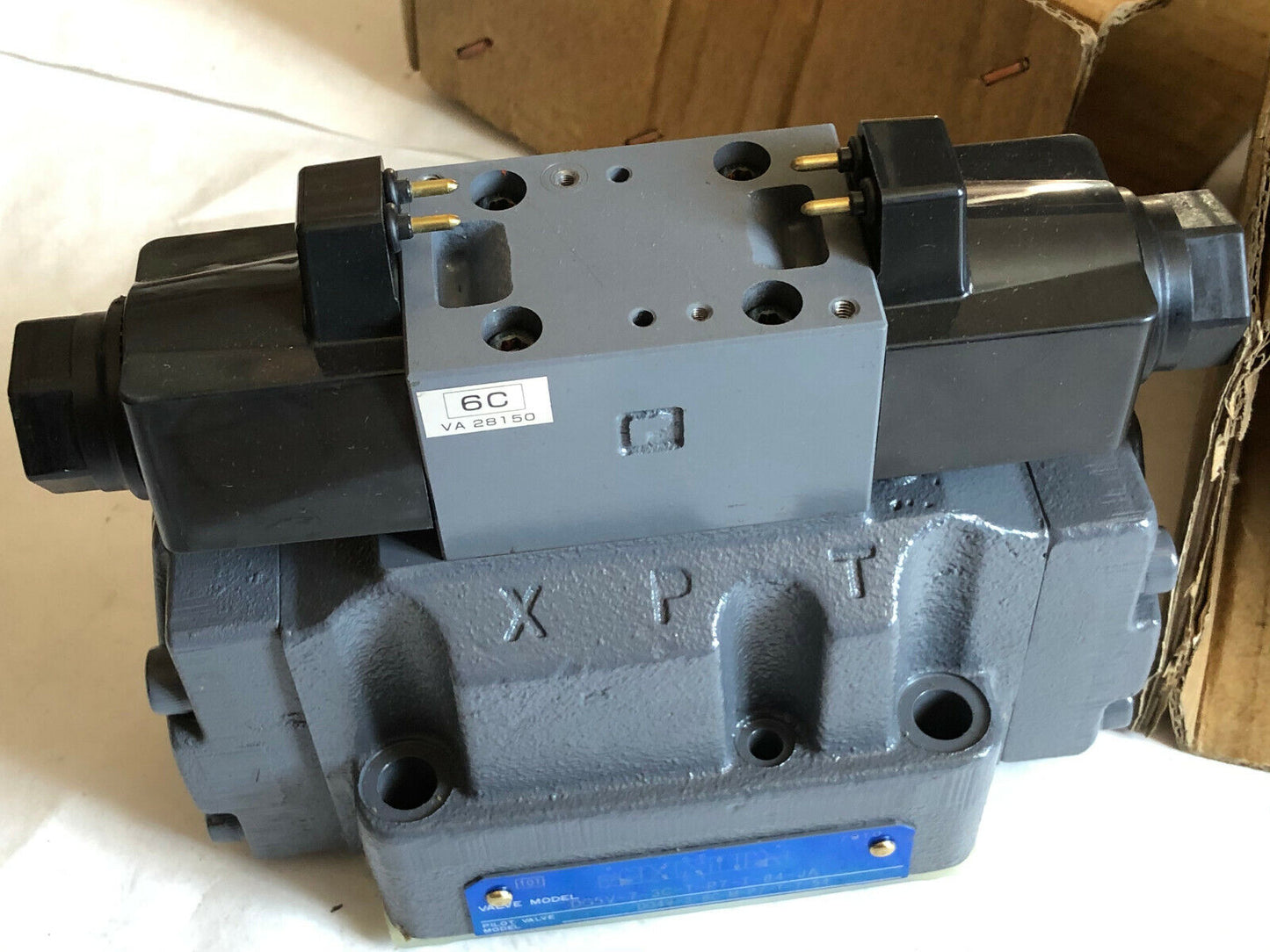 Tokimec Dg5v-7-3C-T-P7-T-84-Ja,0921 Solenoid Pilot Operated Directional Valve,Ae