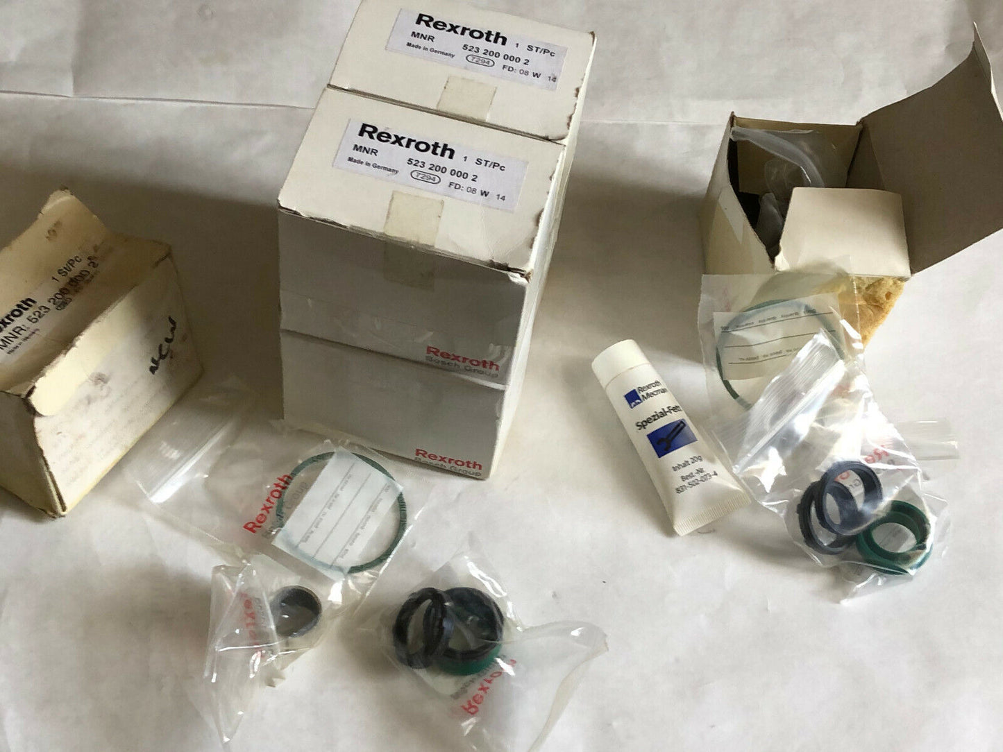 New Bosch 523 200 000 2 Rexroth 523 200 000 2 Repair Kit,Eg
