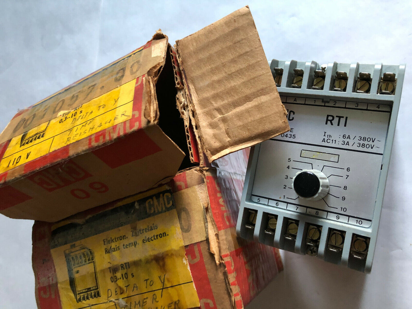 New Cmc Rti Relay Timer Vde 0435, 110Vac, 6A/380Vac, 0.3-10S,Si