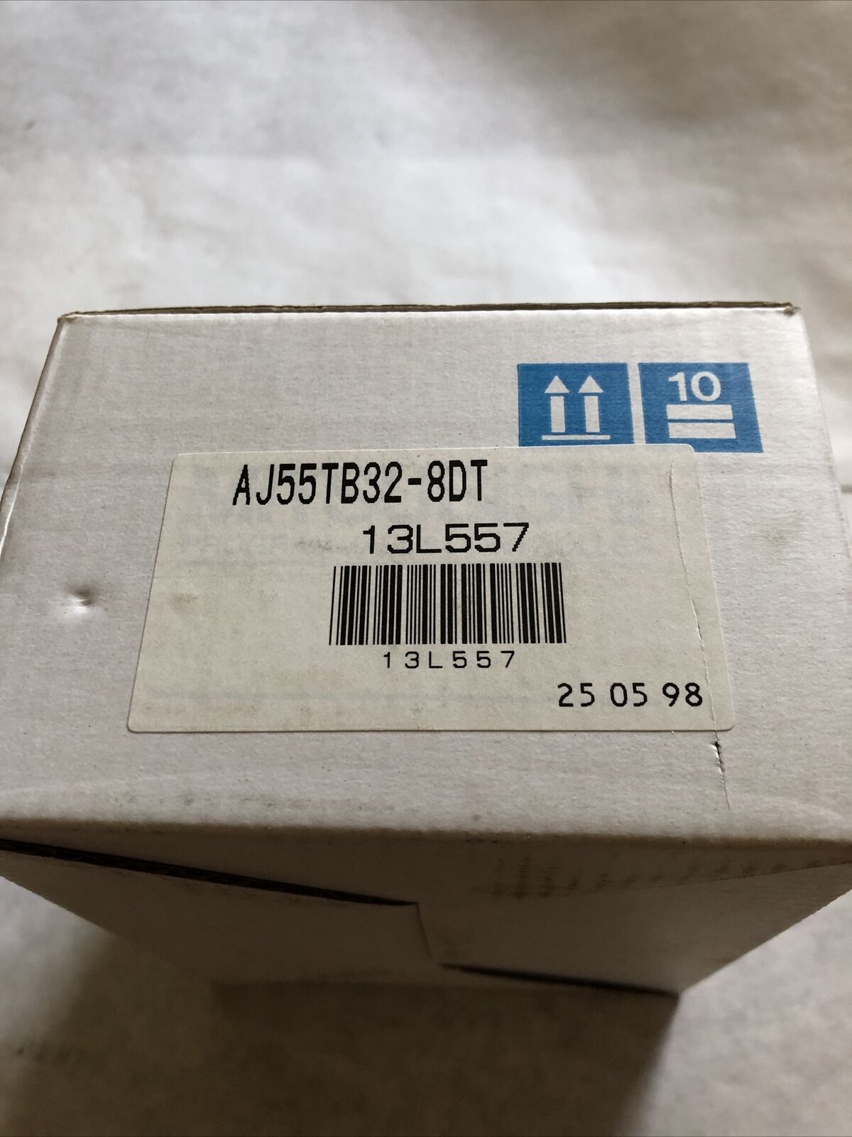 New Mitsubishi Aj55tb32-8Dt, I/O Link Remote Unit, 4 Dcsink In 4 Dcsink O ,Se