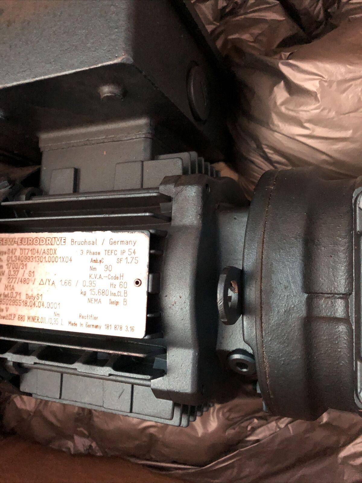 New Sew-Eurodrive S47 Dt71d4/Asdx Motor, 1700/31 Rpm, .37Kw, 277/480V,Br