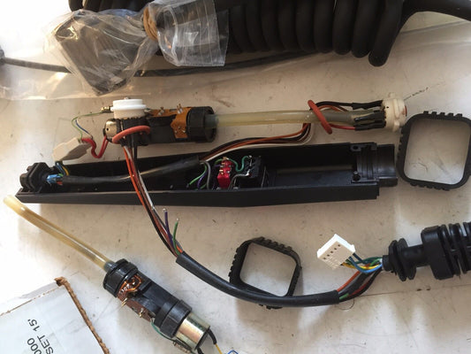 Inficon 702-212-G1,Hld 4000,701-044-G1 Probe Leak Detector (4 Part & Repair),Az