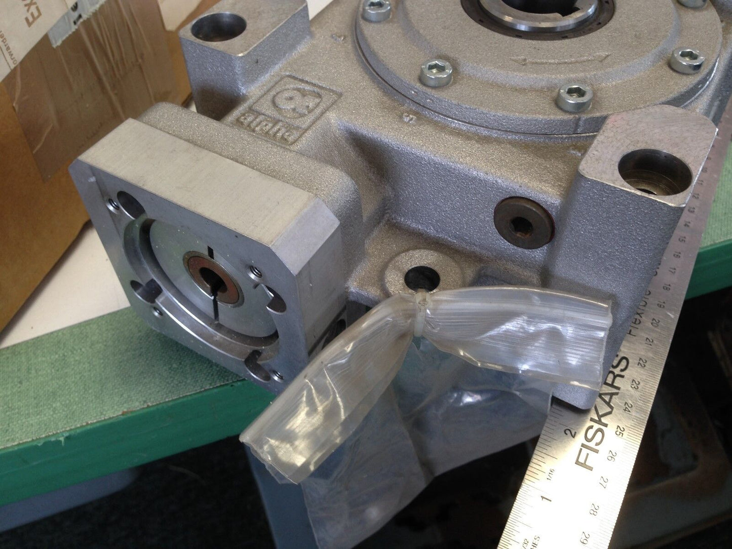 New Alpha Vdh 050-Mf1-28-131-0C V-Drive Right-Angle Servo Gear Reducer,28:0,Fa