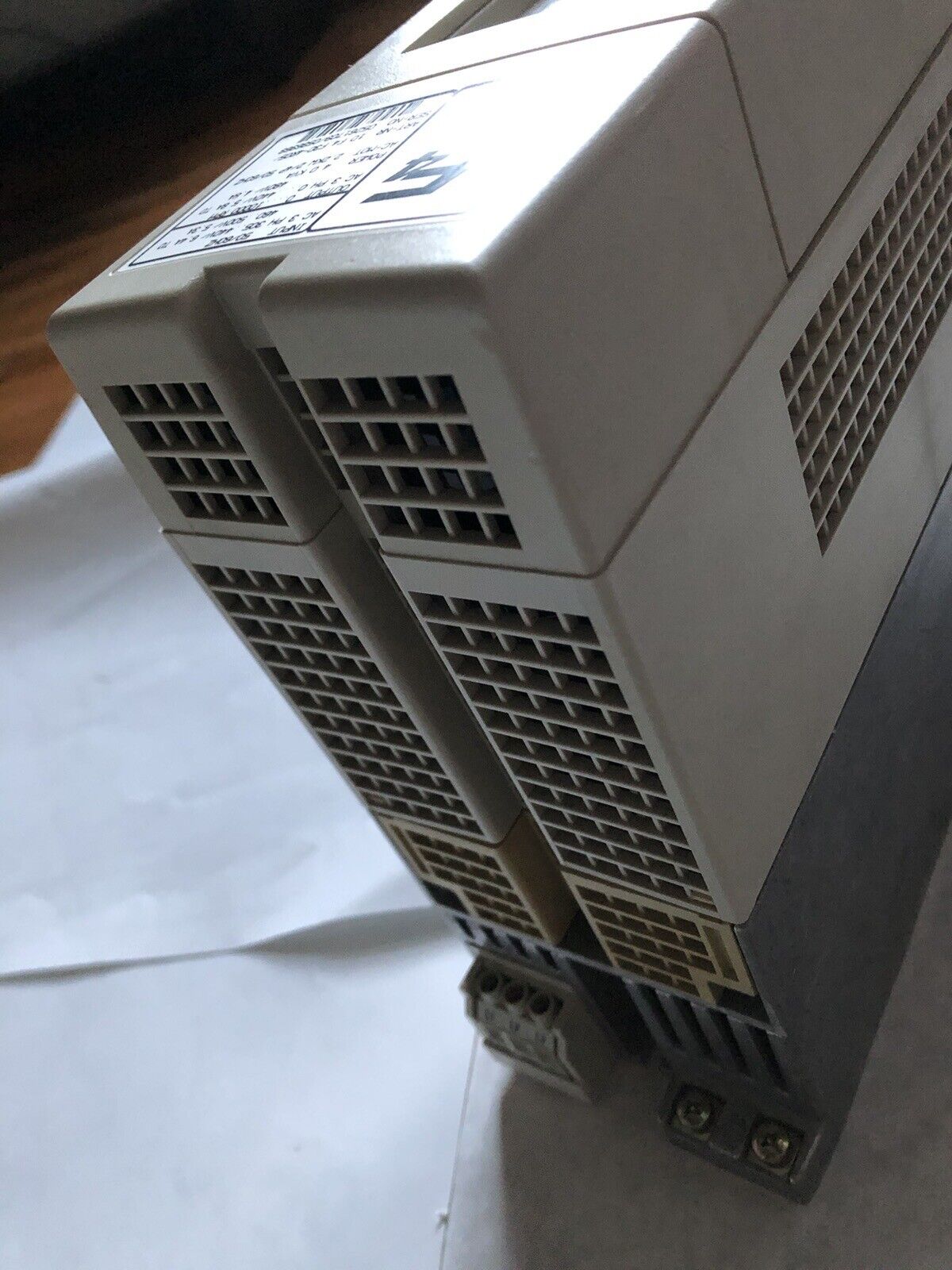 New Keb 10.F4.F3d-4R05 Frequency Inverter Drive Keb 10.F4.F3d-4R05/ 4.0 Kva,Bo
