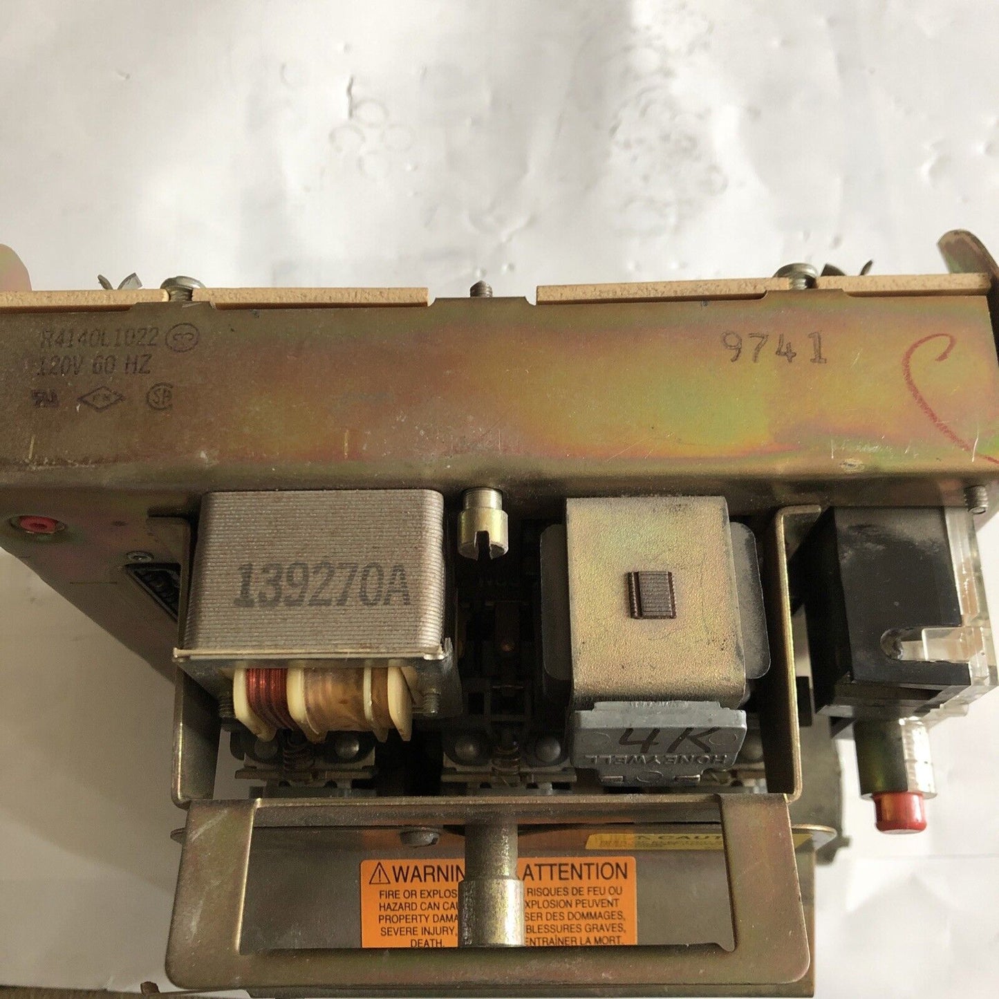 Cleaver Brooks Cb 40,Honeywell R4140l1022,Cb40,Cleaver Brooks 833-2201,120V,Ed