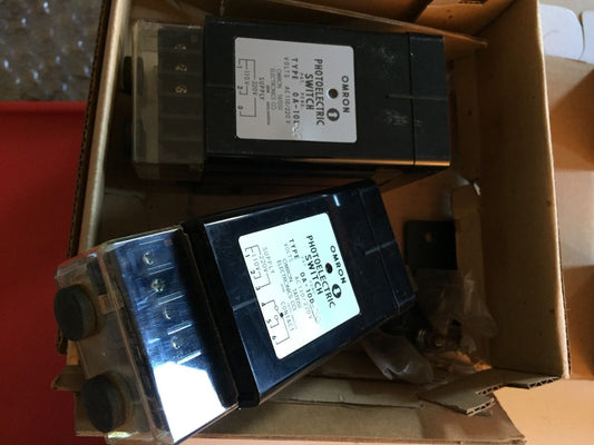 Omron Oa-10L-30 & Oa-10D-30  Photoelectric 110/220Vac,0A-10L-30,0A-10D-30,Bb