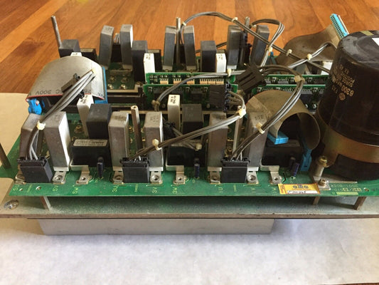 Fanuc A20b-1006-0100/04A,Fanuc A06b-6076-H001 Servo Amplifier,Ak