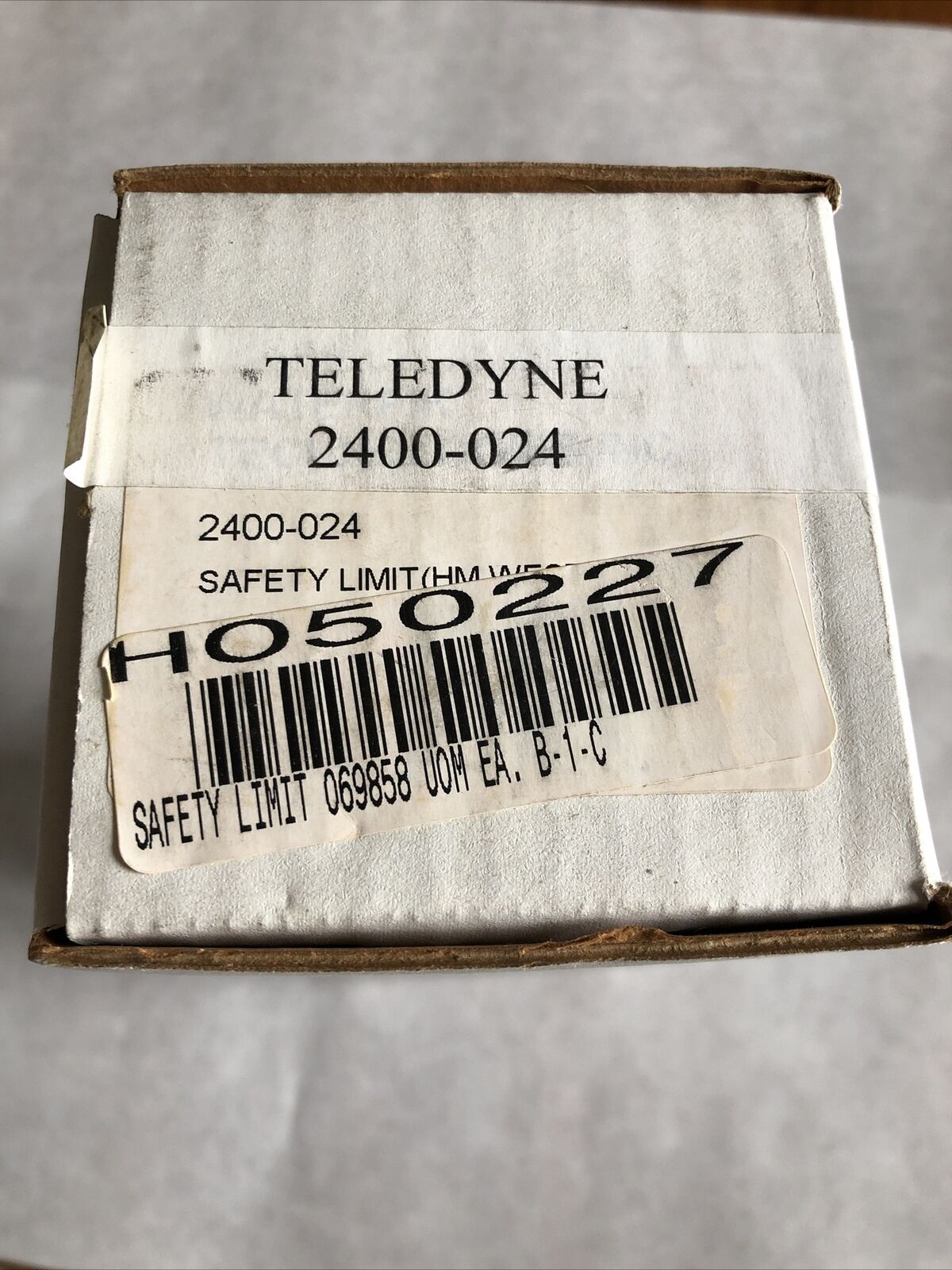 New Teledyne  2400-024,Therm-0-Disc,2854447 Hi Limit 215F,De