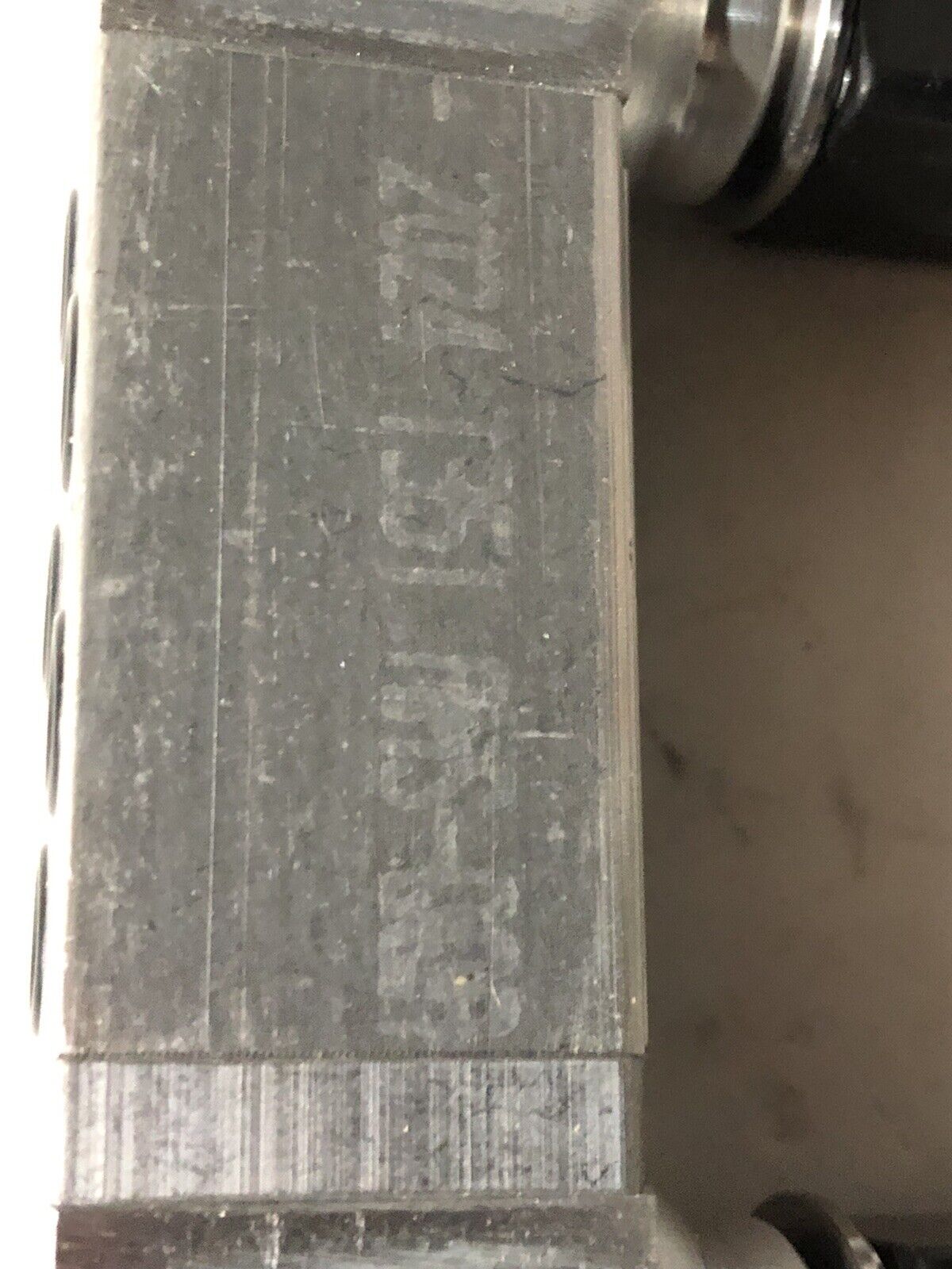 Versa Kxx-4333-Hc-3-D024 4Way Pneumatic Directional Valve Kxx-4333-Hc-3-D 024,Tn