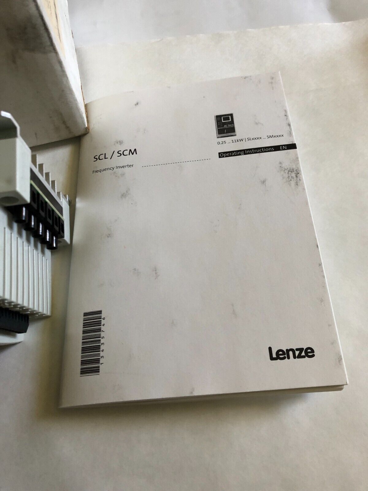 New Lenze Ac Tech Sm004s 13428367 Ac Drive. 0.33Hp 0.25Kw,Bj