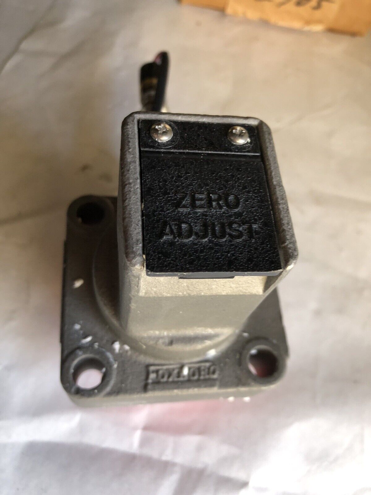 New Foxboro D0135nd Invensys Electric Level Sensor Origin 2A8716 C0-Ni  G/M,Te