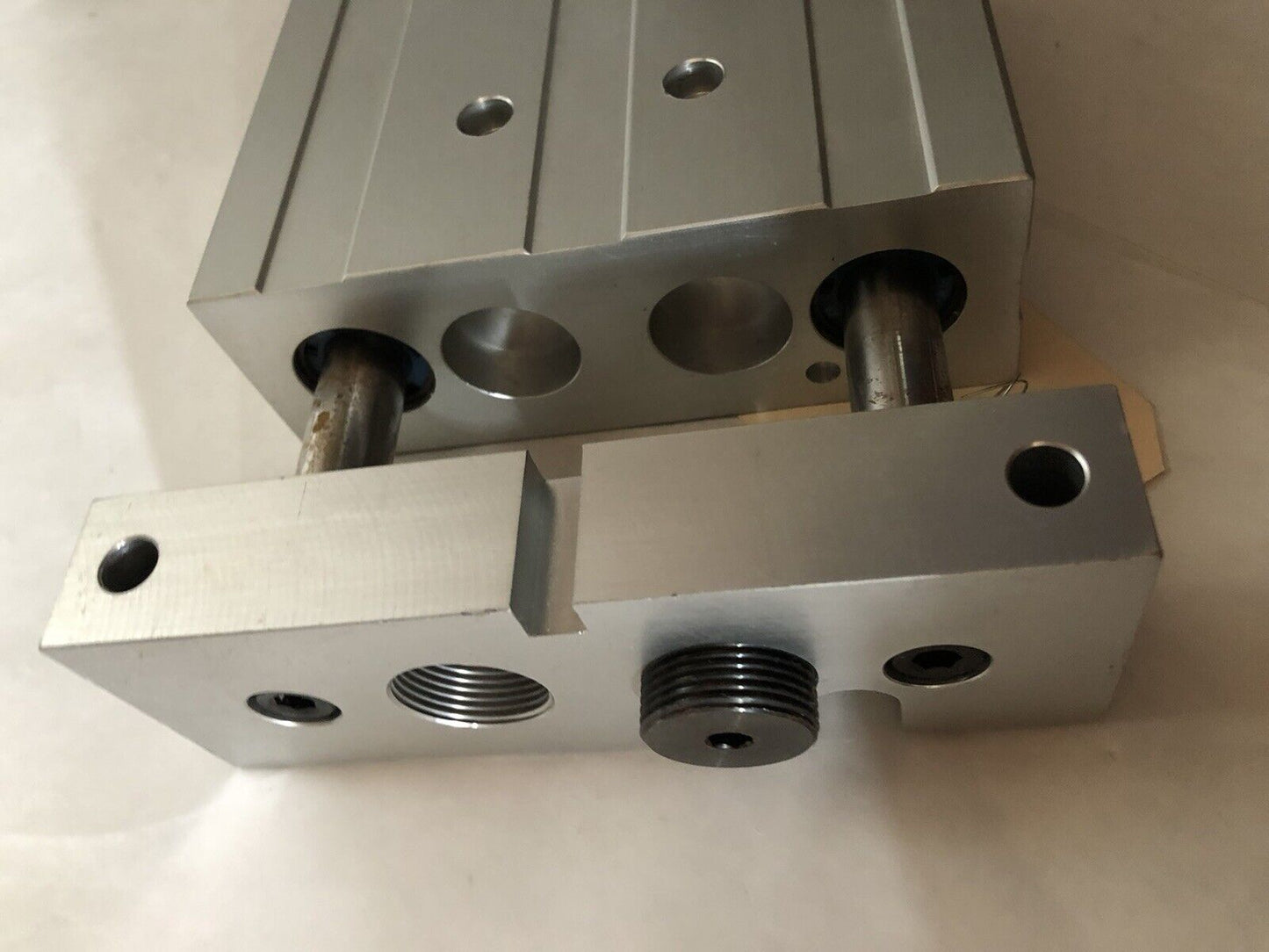 Phd Sgbe 14X4x2-Db-M-U8-H4 Sgbe 14X4x2-Db-M-U8 Cylinder,Actuator 02199551-03,Ar