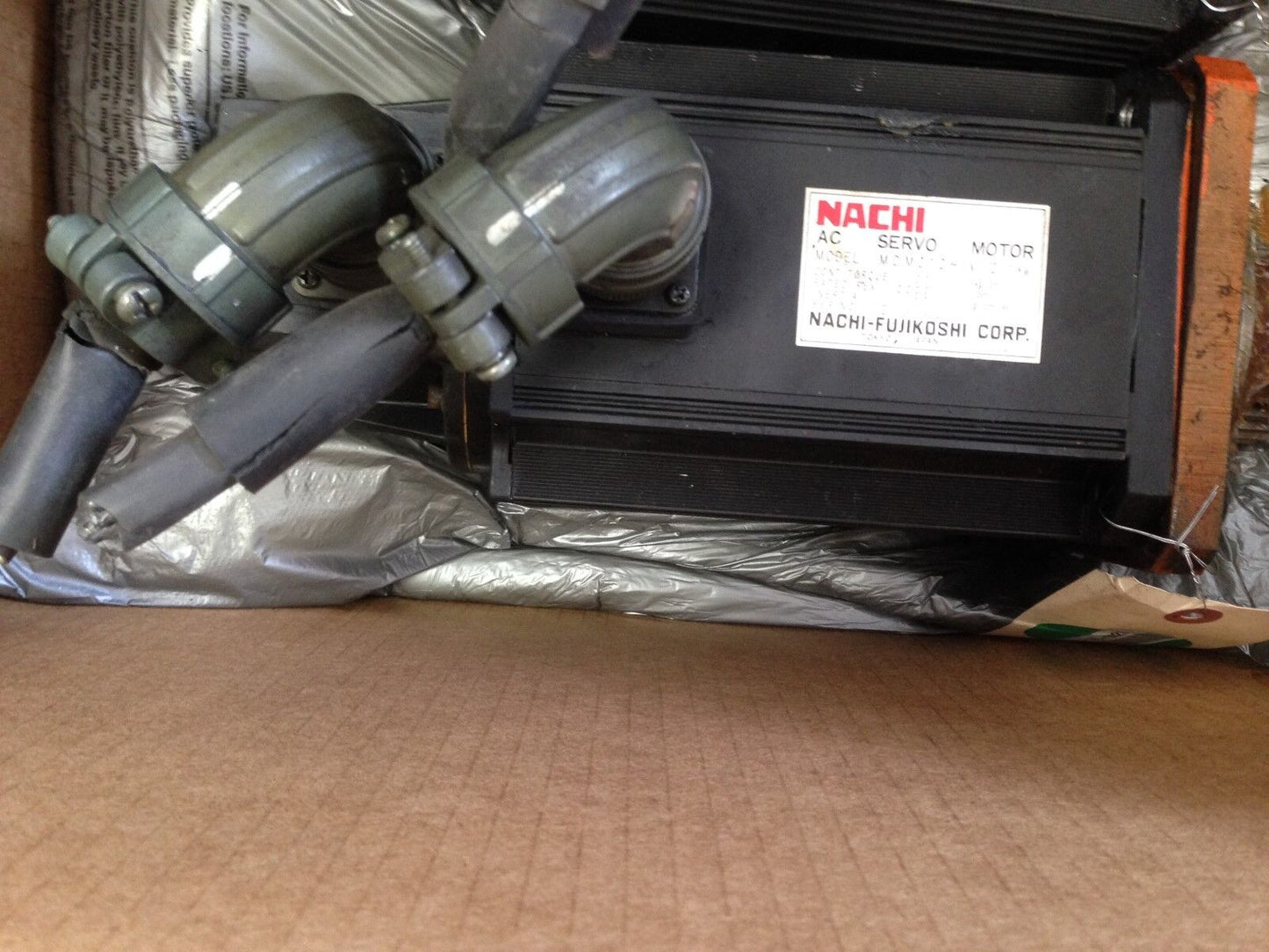 Nachi Mdm212hiv 2.1Kw Ac Servo Motor, 2.1Kw,2000-Rpm Nachi-Fusikoshi,Bk