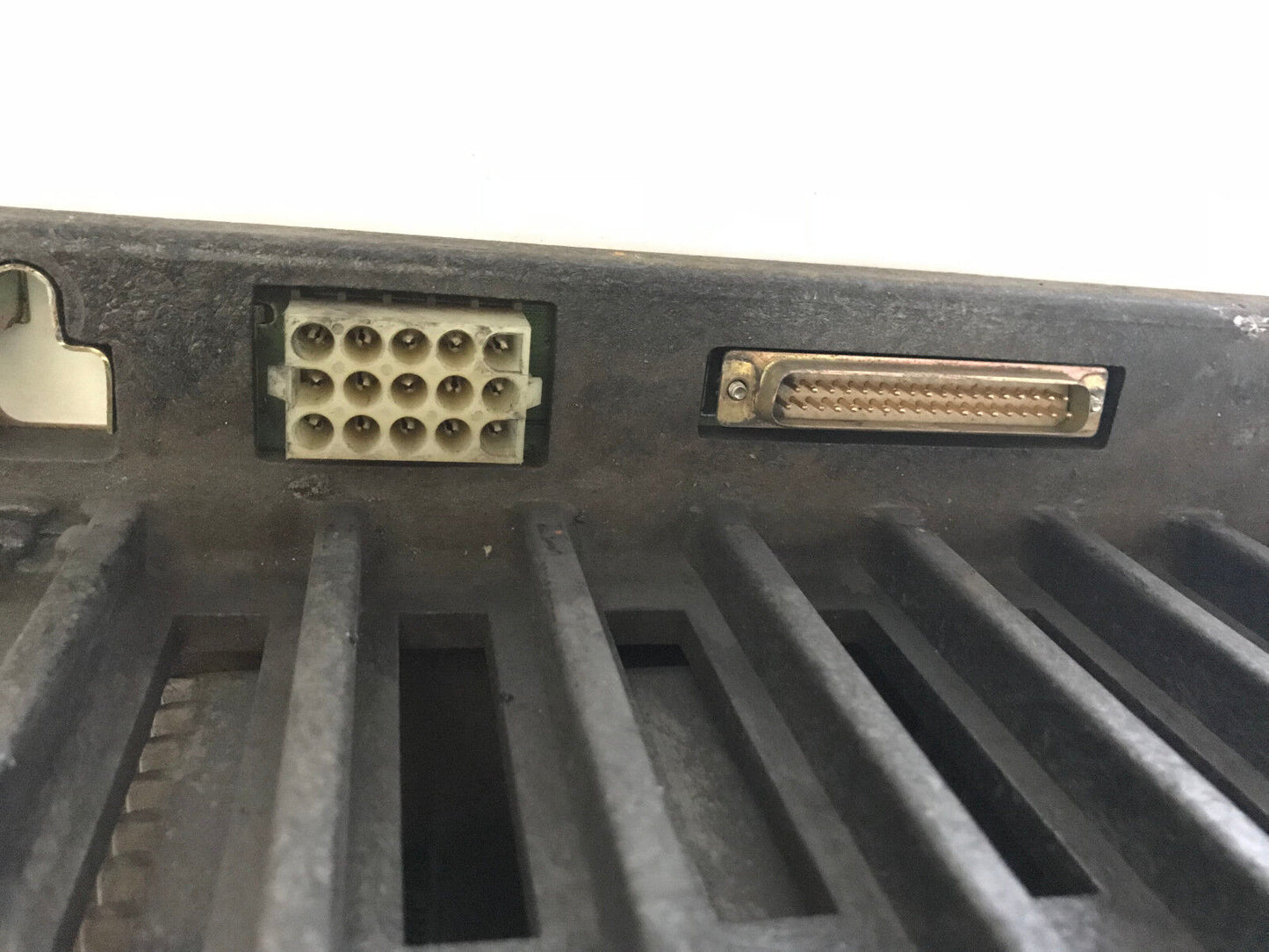 Gould As-H819-100 Modicon Plc Expansion Chassis Module B804 B827,Ae