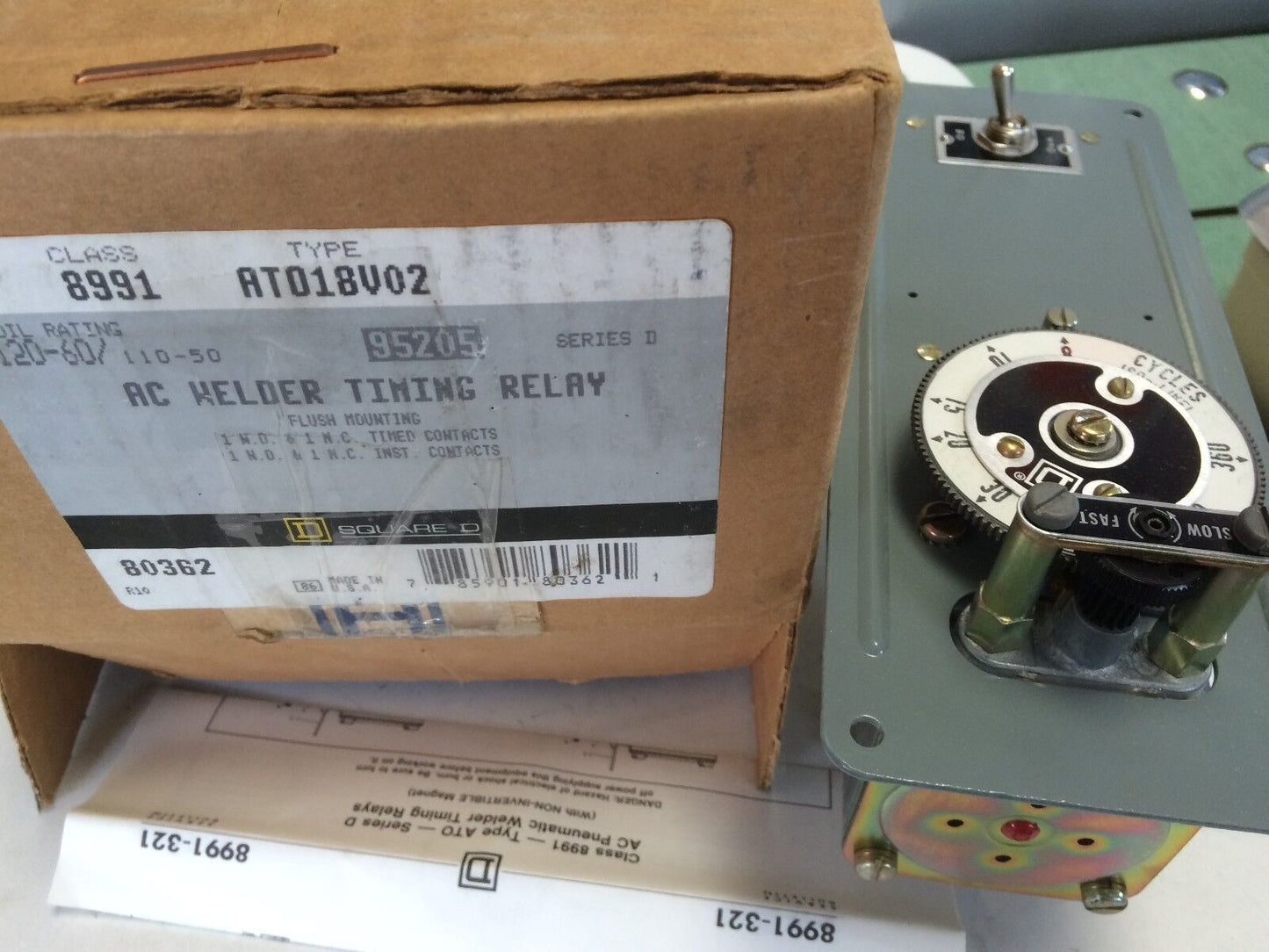 New Square D 8991,At018v02,Timing Ac Welder Timing Relay 120Vac,8991-Ato18v02,Se