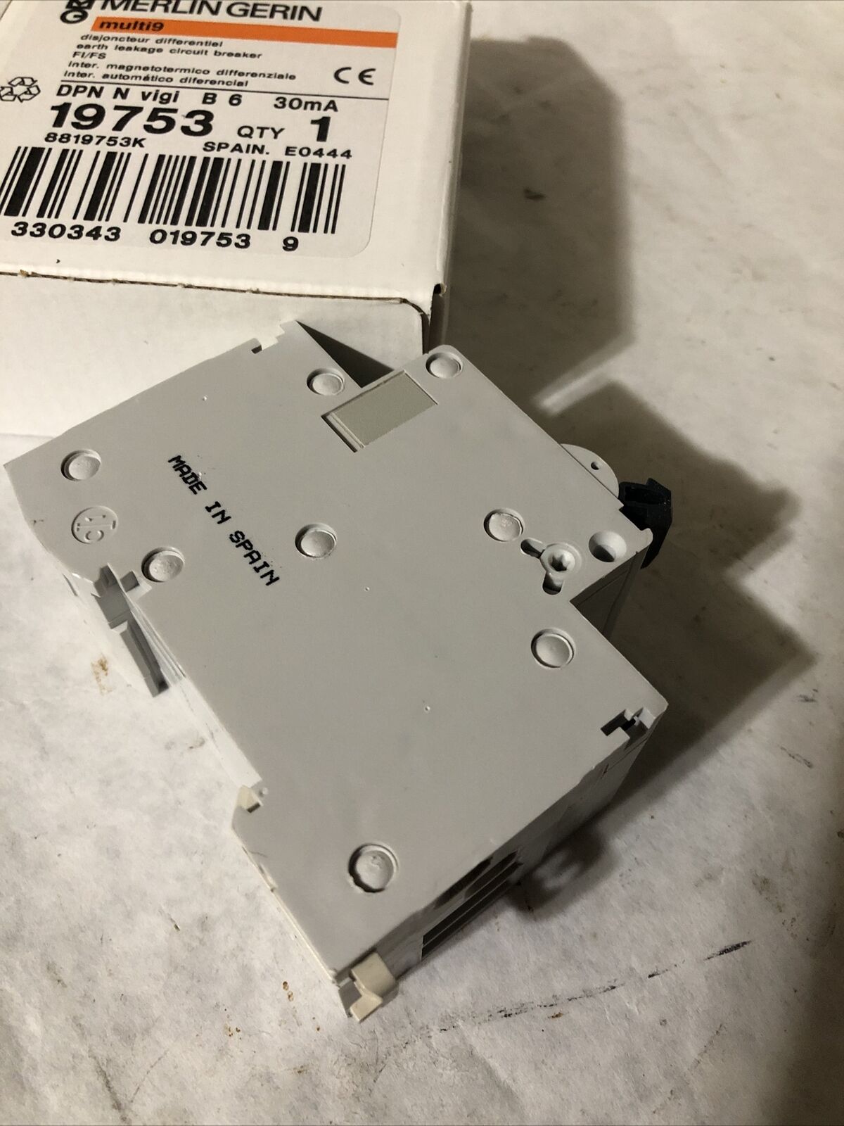 New Merlin Gerin Multi 9 ,Dpn-N Vigi B6 30Ma 19753 Current Breaker,Fe,Bn