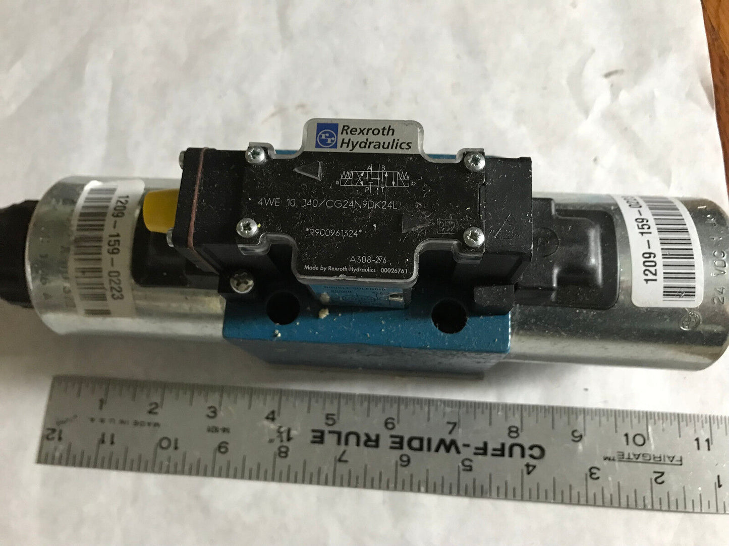New Rexroth R900961324,Rexroth 4We 10 J40/Cg24n9dk24l,24 Vdc Hydraulic Valve,Te