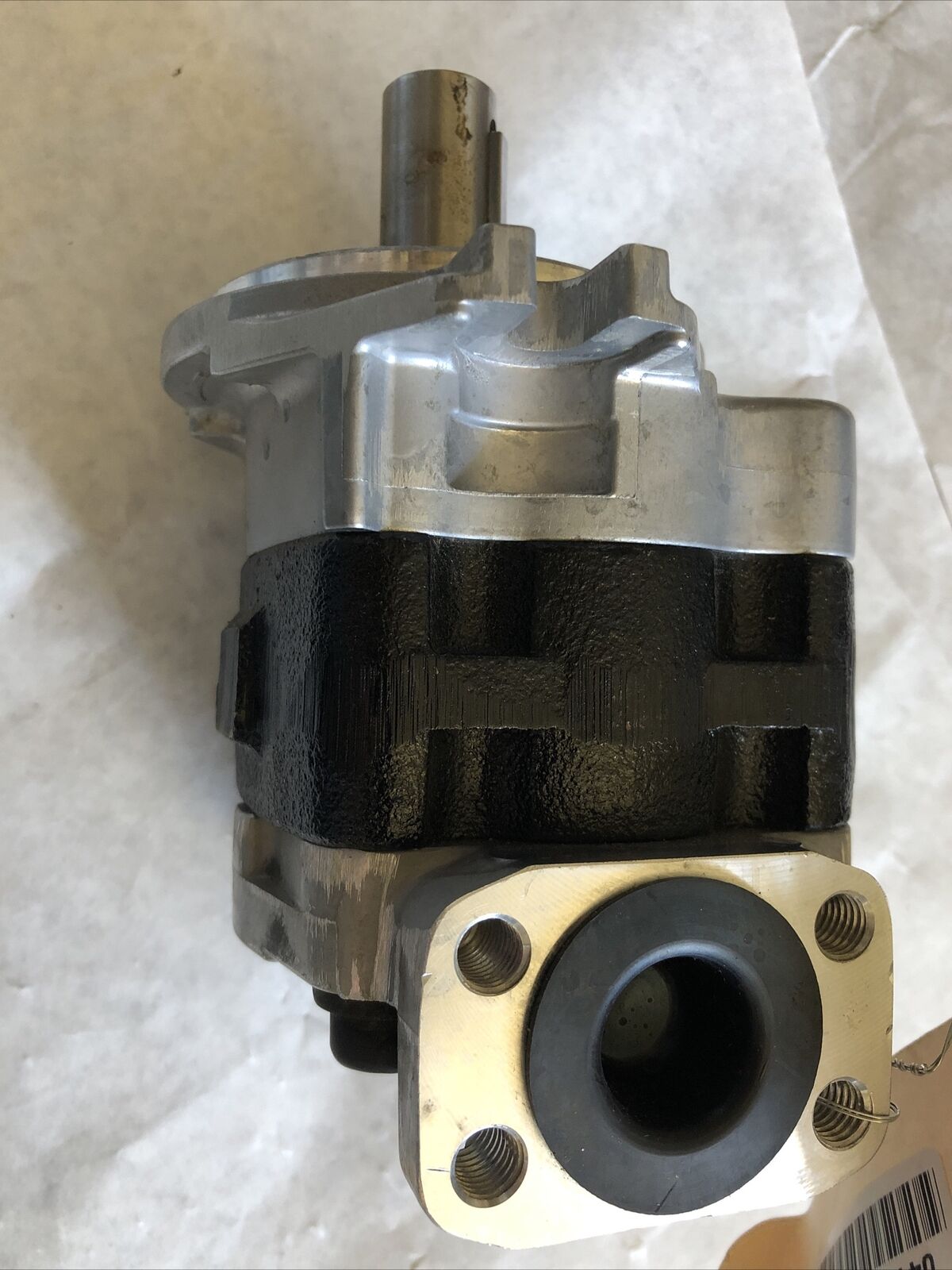 New Kyb 8526031 9L0813 Forklift Hydrraulic Gear Pump ,En