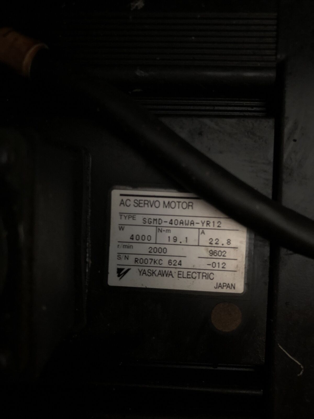 Yaskawa Electric Sgmd-40Awa0yr12 Ac Servo Motor 4000W 2000Rpm 22.8A,Bs