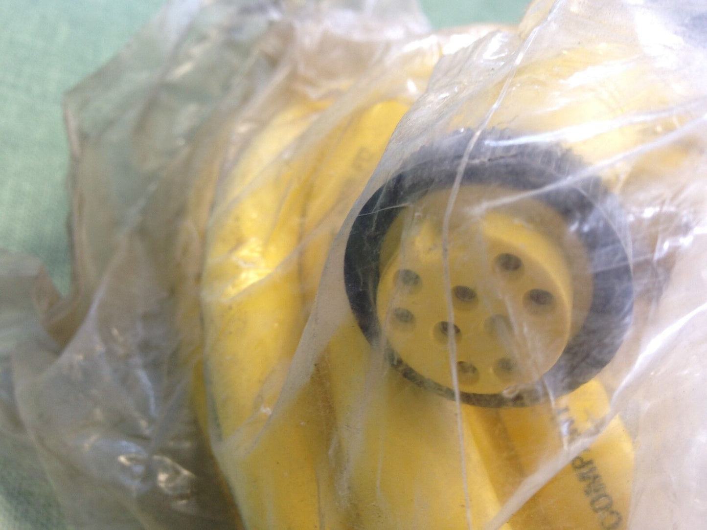 New Brad Harrison 47003 Daniel Woodhead,600 Volt 7Amp,Mini Change Cordset20,Sh