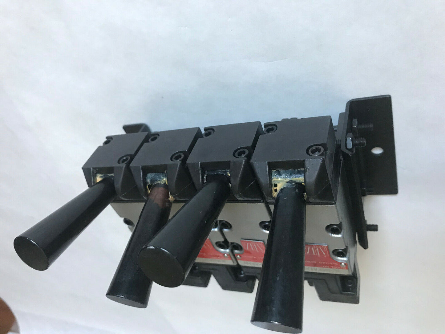 Schrader Bellows Da6-6 Valve Mainifold,Lever Operated 1/4" Npt M20424120,Sd