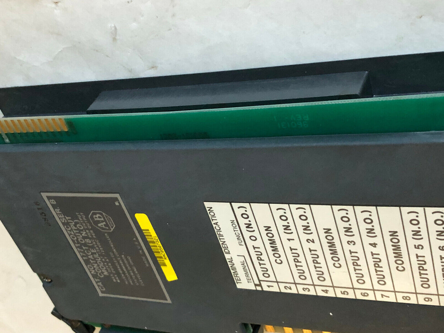 Allen Bradley Cat 1771-Ozc,1771-0Zc,120V Ser.B Contact Output Module (8 N.O.),Ew