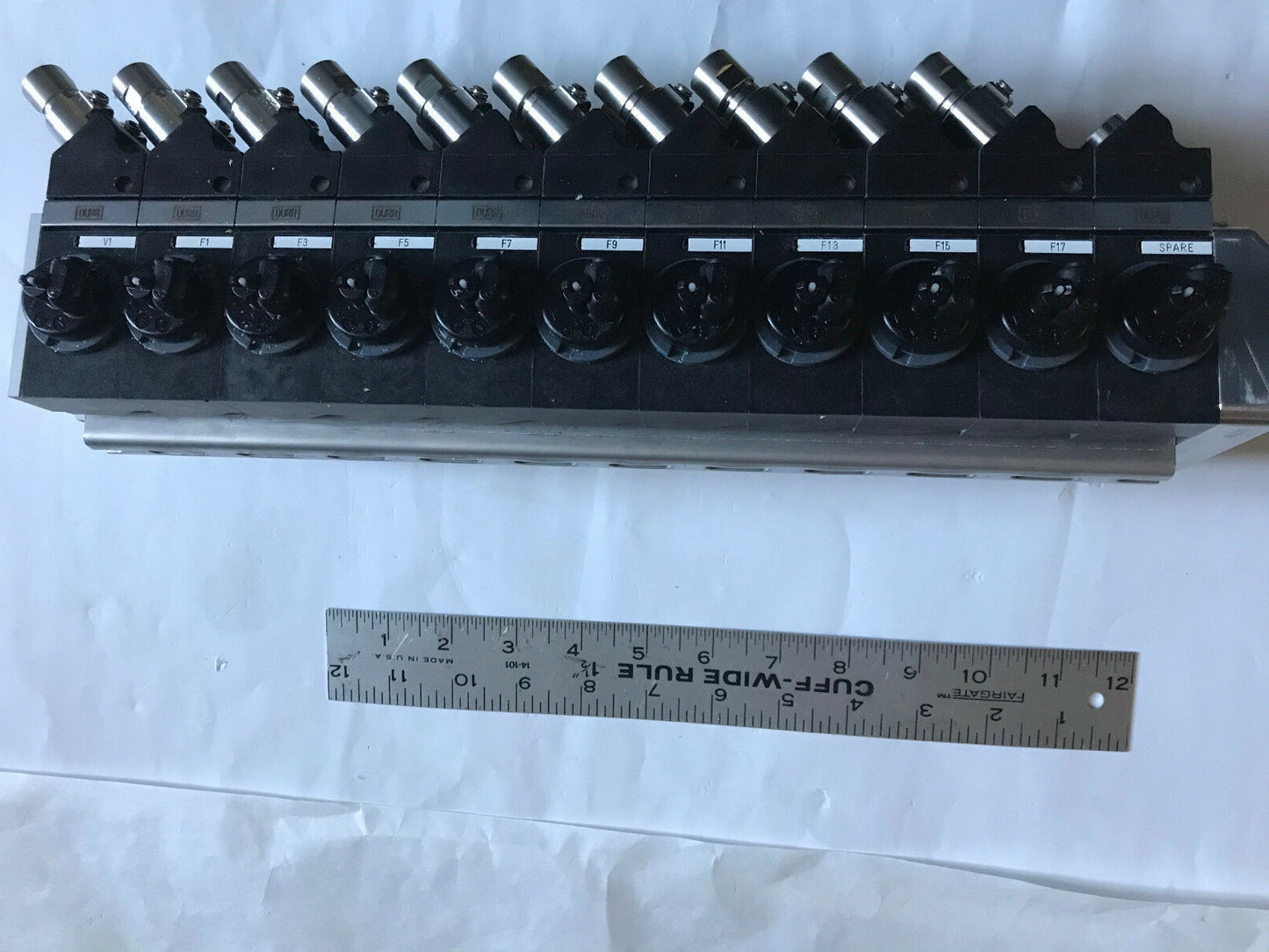 Murr Wp529b-G Pneumatic Valve Manifold Wp529bg,M01130135,K1755 0627 Ecomcc3,Sd