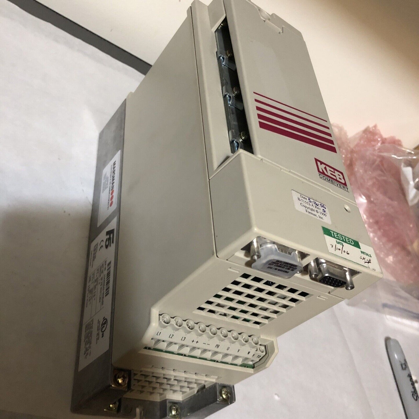 Keb Combivert F5, 09.F5.M1d-Laea Version 1.0,3Ph Inverter Drive 2.8 Kva,Bf