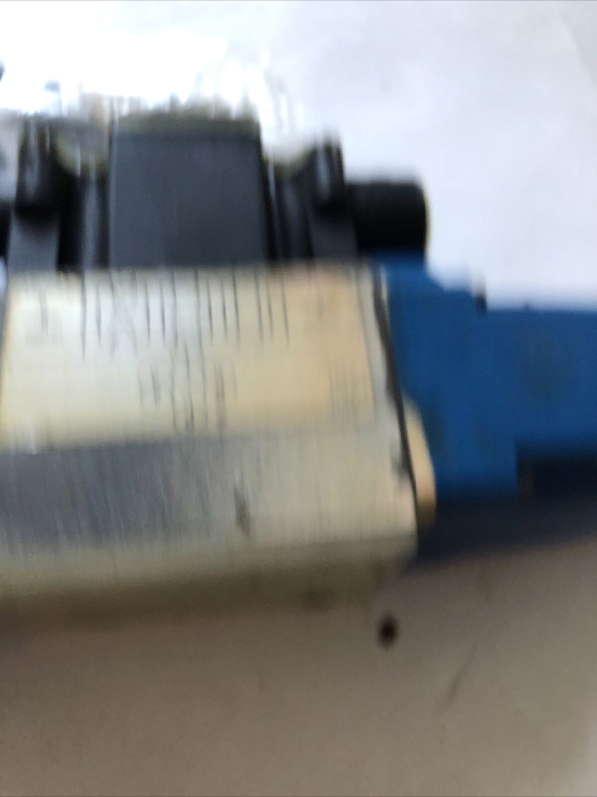 Vickers Dg4v-3-2C-Pl2-H-10-Ja-S310 Solenoid Valve,24 Vdc,Tokyo Keiki Va9842a,Dg