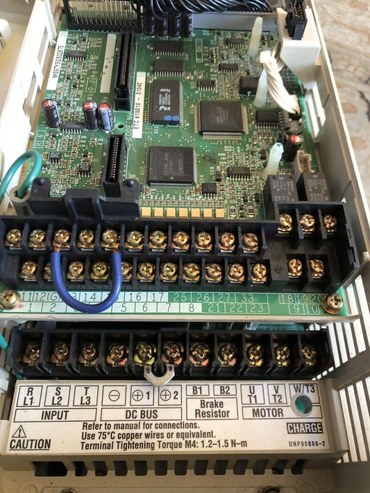 Yaskawa Cimr-G5u20p4 Ac Drive,3 Ph 200-230 Vac,3.9 Amp,G5u-43P7,Yplt31001-1G,Aa