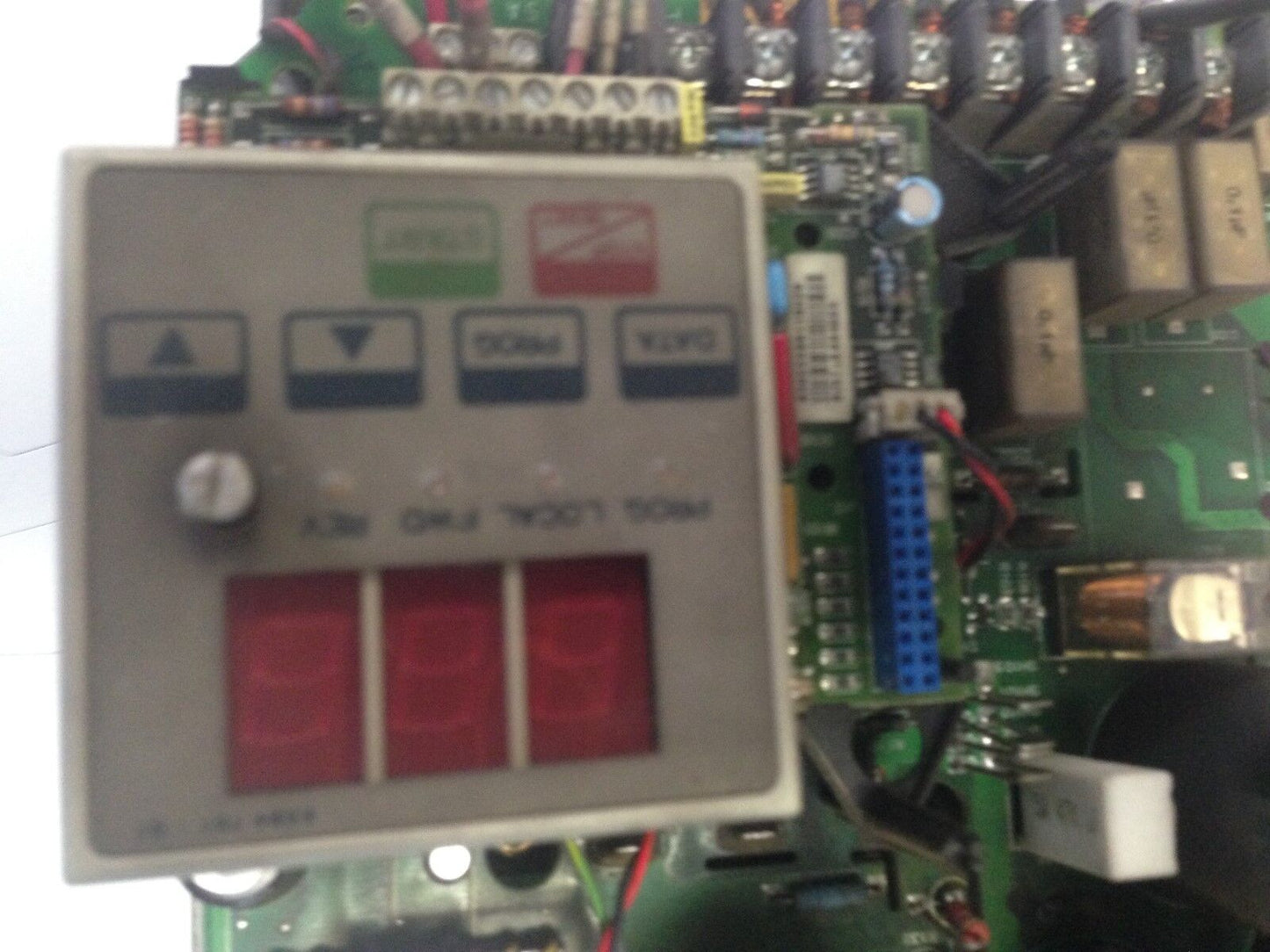 Telemecanique Atv16u72n4 Ac Drive, 5 Hp, 3-Phase, 400/460V,Wo 70586,Bk