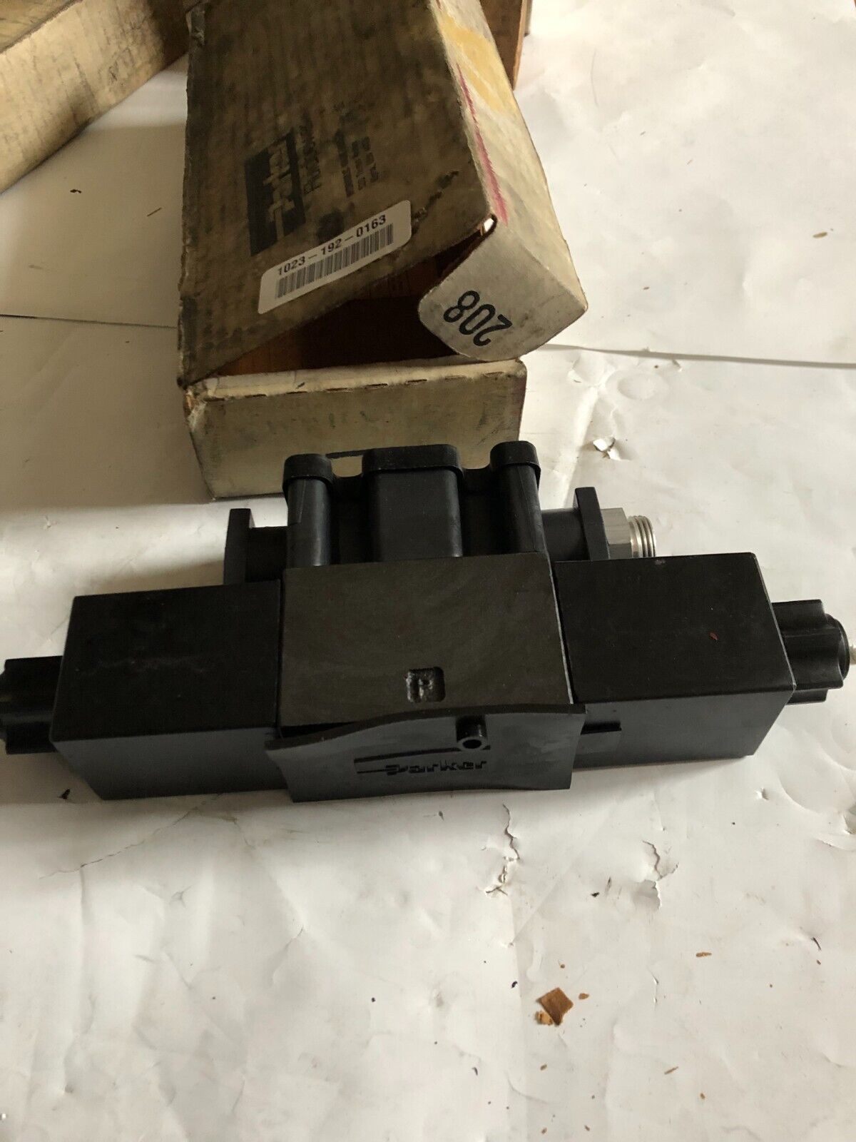 Parker Hannifin D1vw1cvjcf6 70 Solenoid Operated Directional Control Valve,Bt