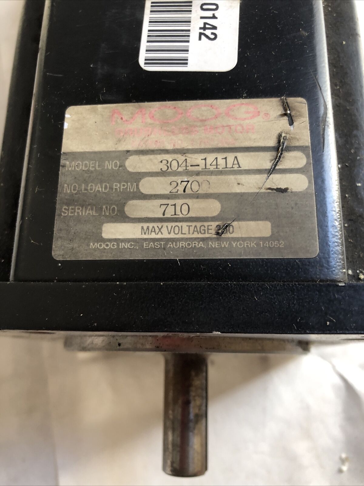 Moog 304-141A Brushless Servo Motor,2700 Rpm,Apprx Shaft Length 1.625",Fd