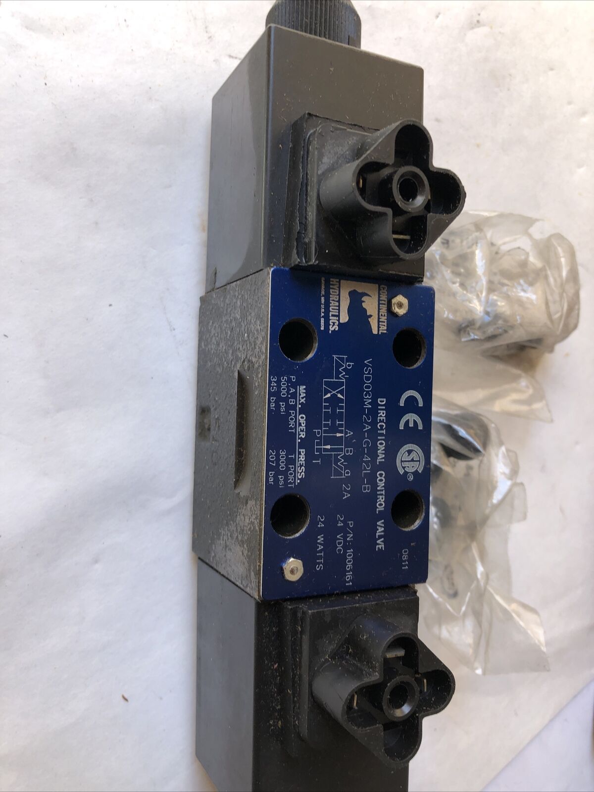New Continental Hydraulics Vsd03m-2A-G-42L-B Directional Valve,1006161,24 V,Fi