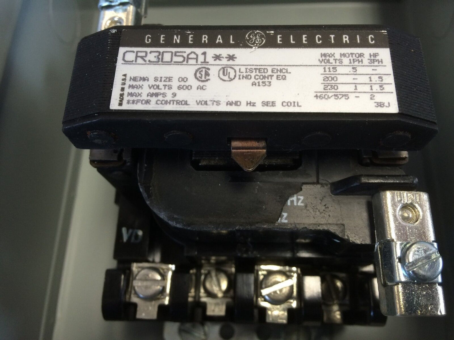 New General Electric Cr305a1** 300 Line Magnetic Motor Starter 9A Nema 00,Bq