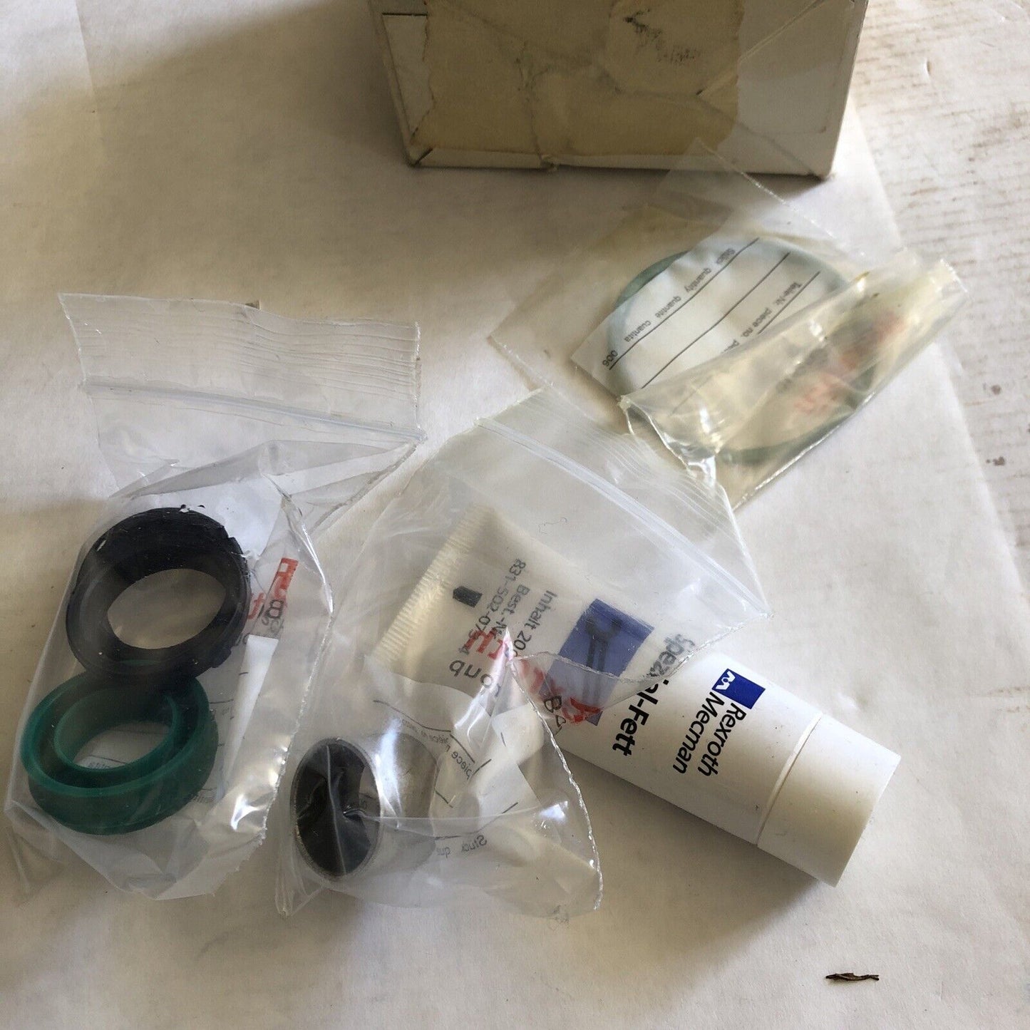 New Bosch 523 200 000 2 Rexroth 523 200 000 2 Repair Kit,Eg