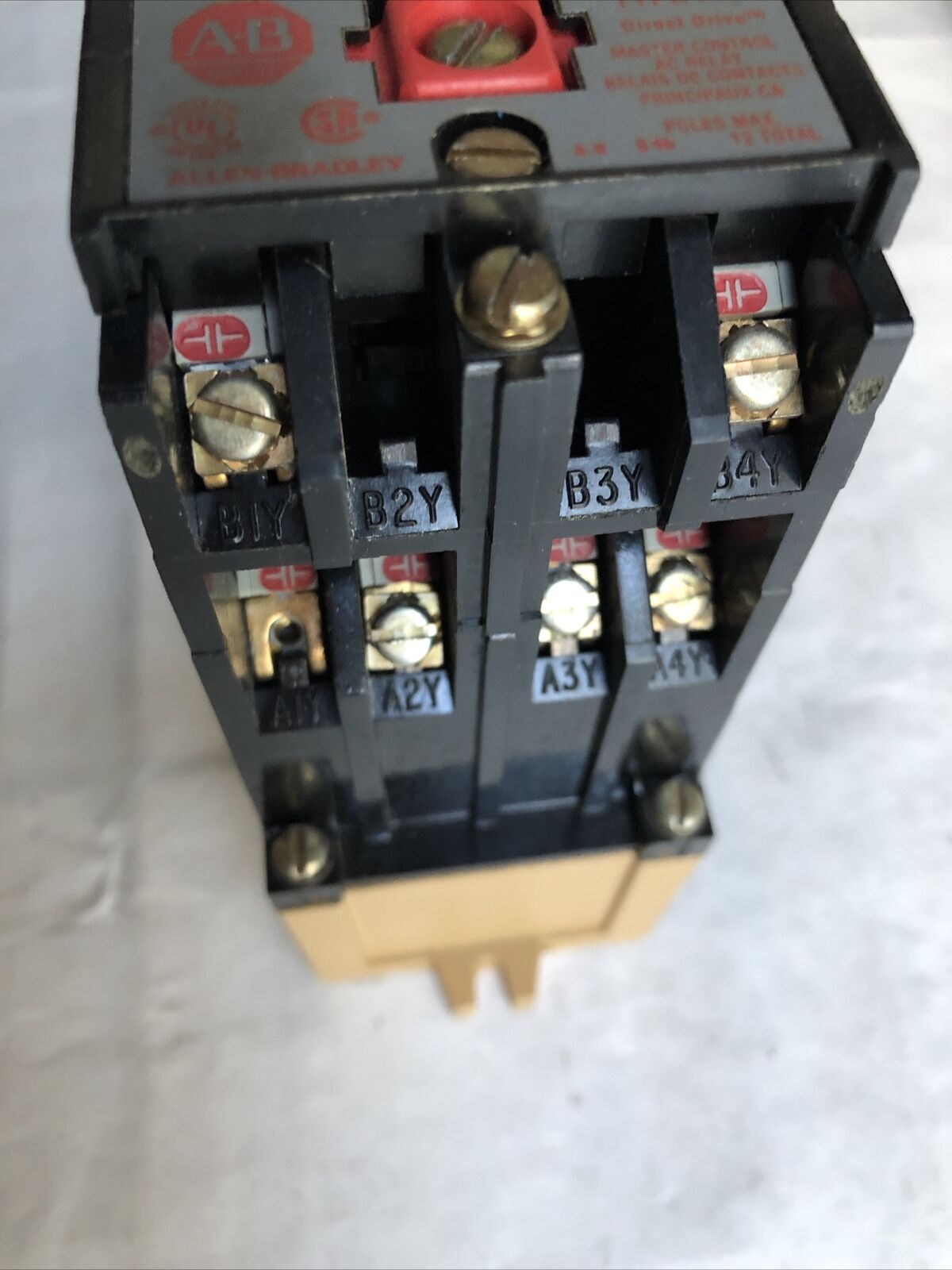 Allen Bradley 700-Ph600a1,700-Ph600a 1,115-120V,Bul 700 Type Pk,700-Ph600a1,,Fe