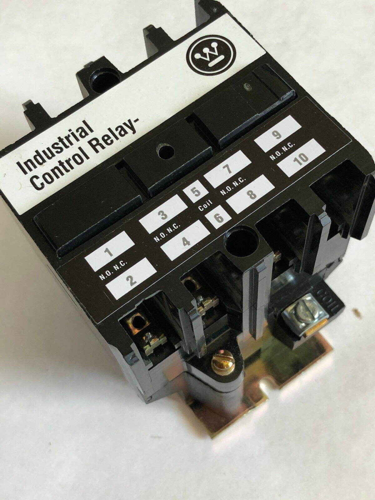 New Cutler Hammer Ar4w 766A023g03 240/220V,10 Amps Industrial Control Relay,Ej